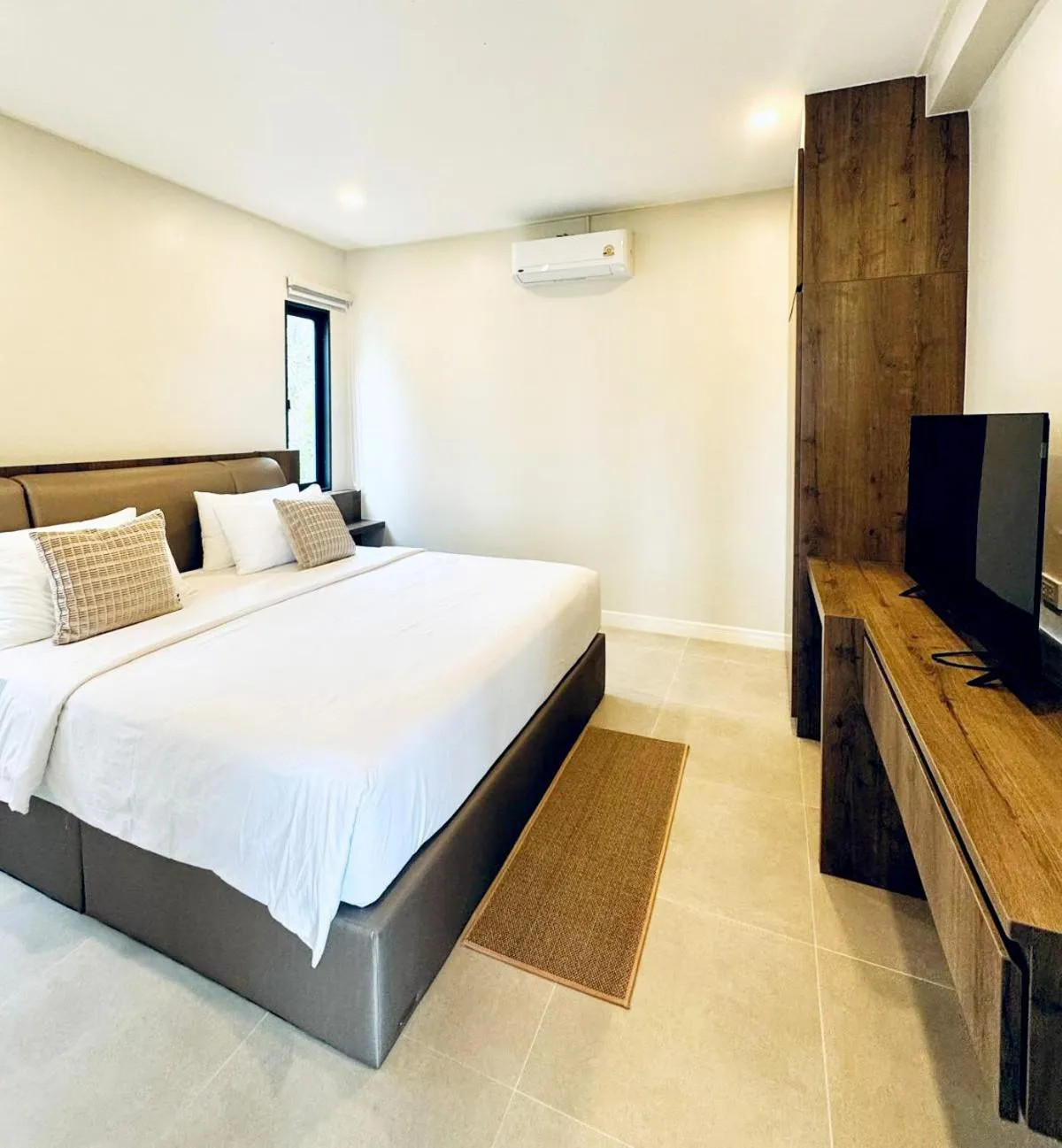 TV and multimedia, Bed in Sabaii Bay Resort