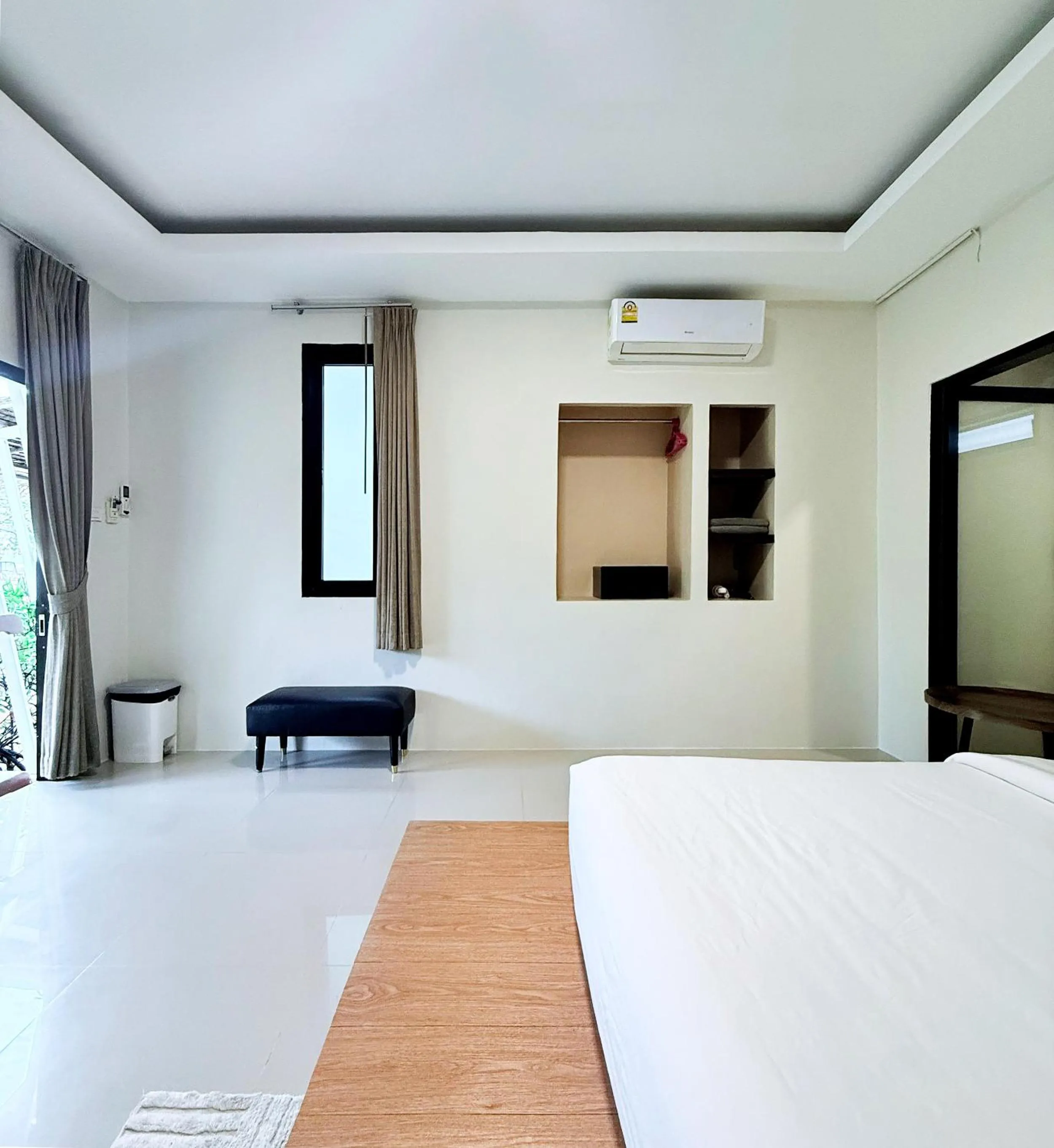 Bedroom, Bed in Sabaii Bay Resort