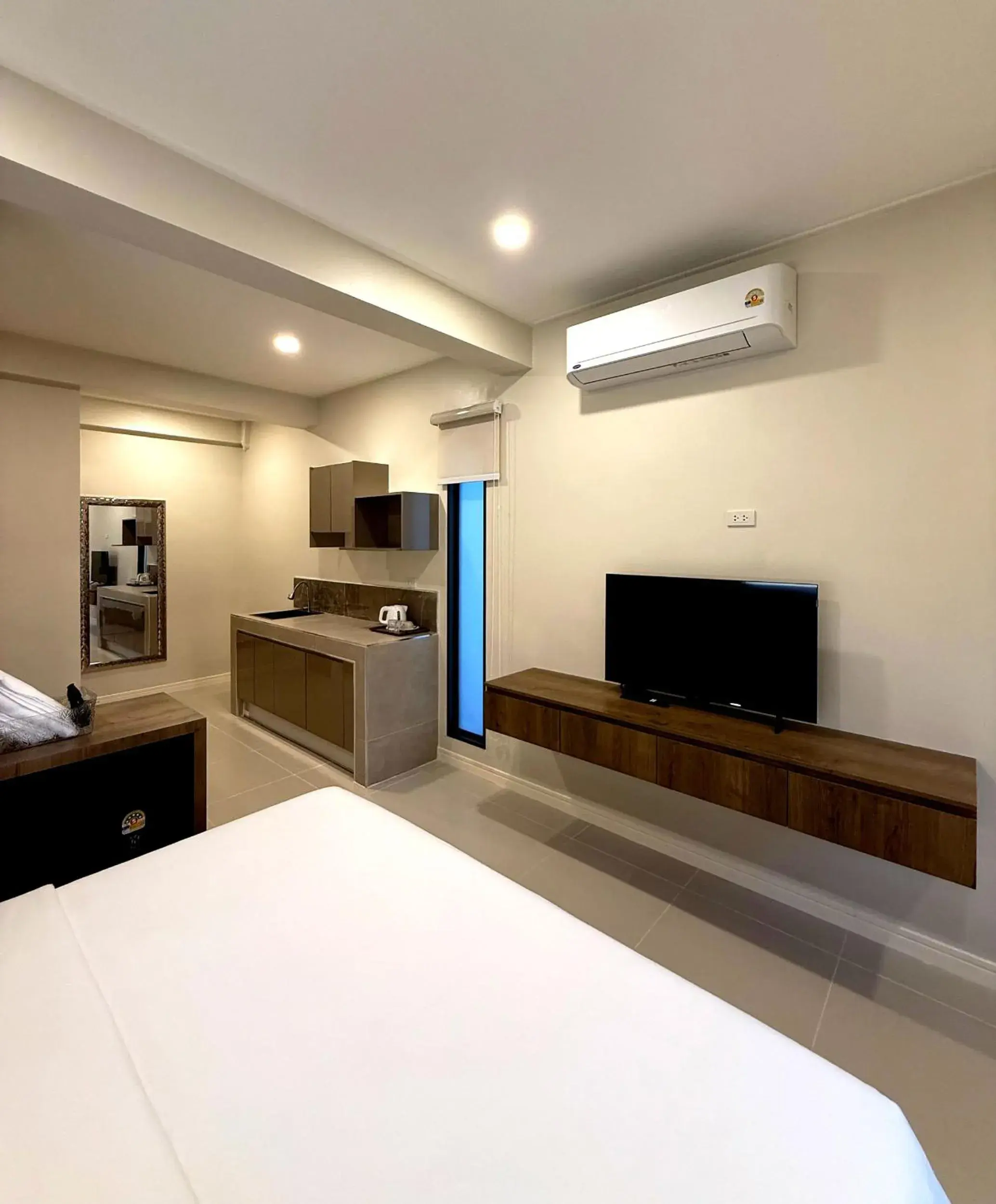 Bed in Sabaii Bay Resort Bed in Sabaii Bay Resort