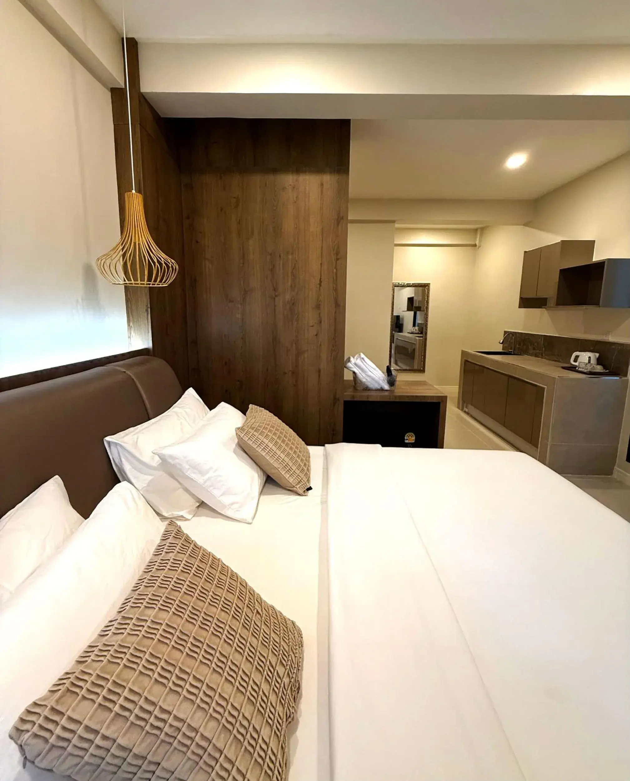 Bed in Sabaii Bay Resort Bed in Sabaii Bay Resort