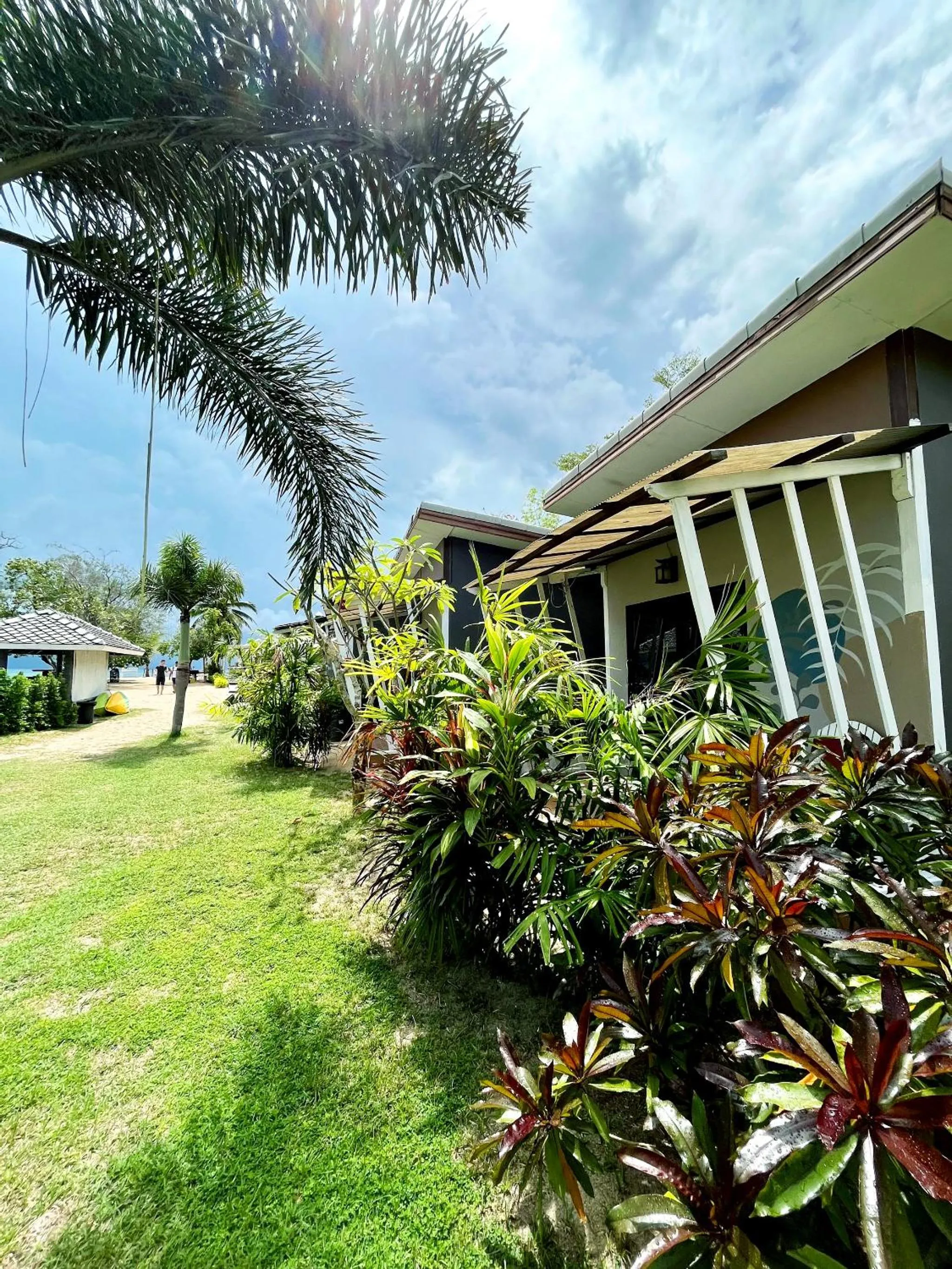 Garden in Sabaii Bay Resort
