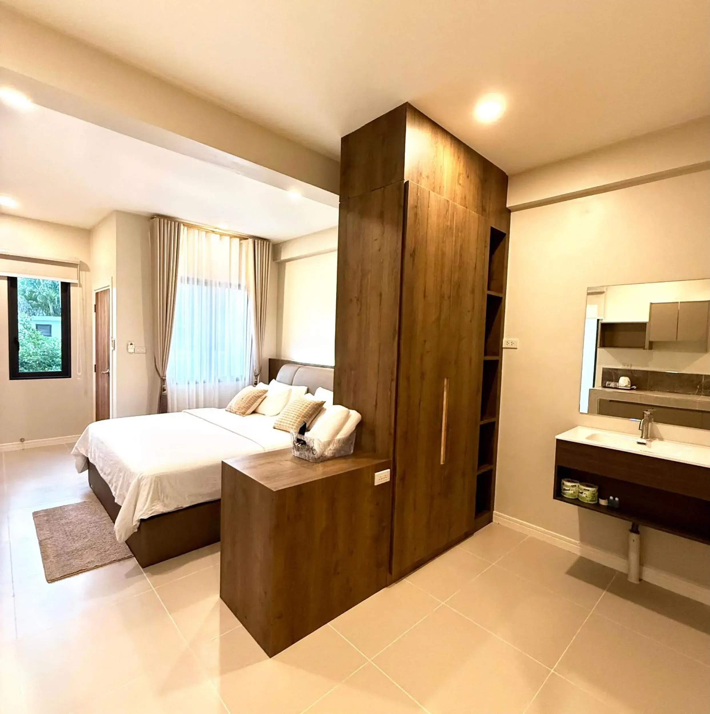 Bed in Sabaii Bay Resort Bed in Sabaii Bay Resort