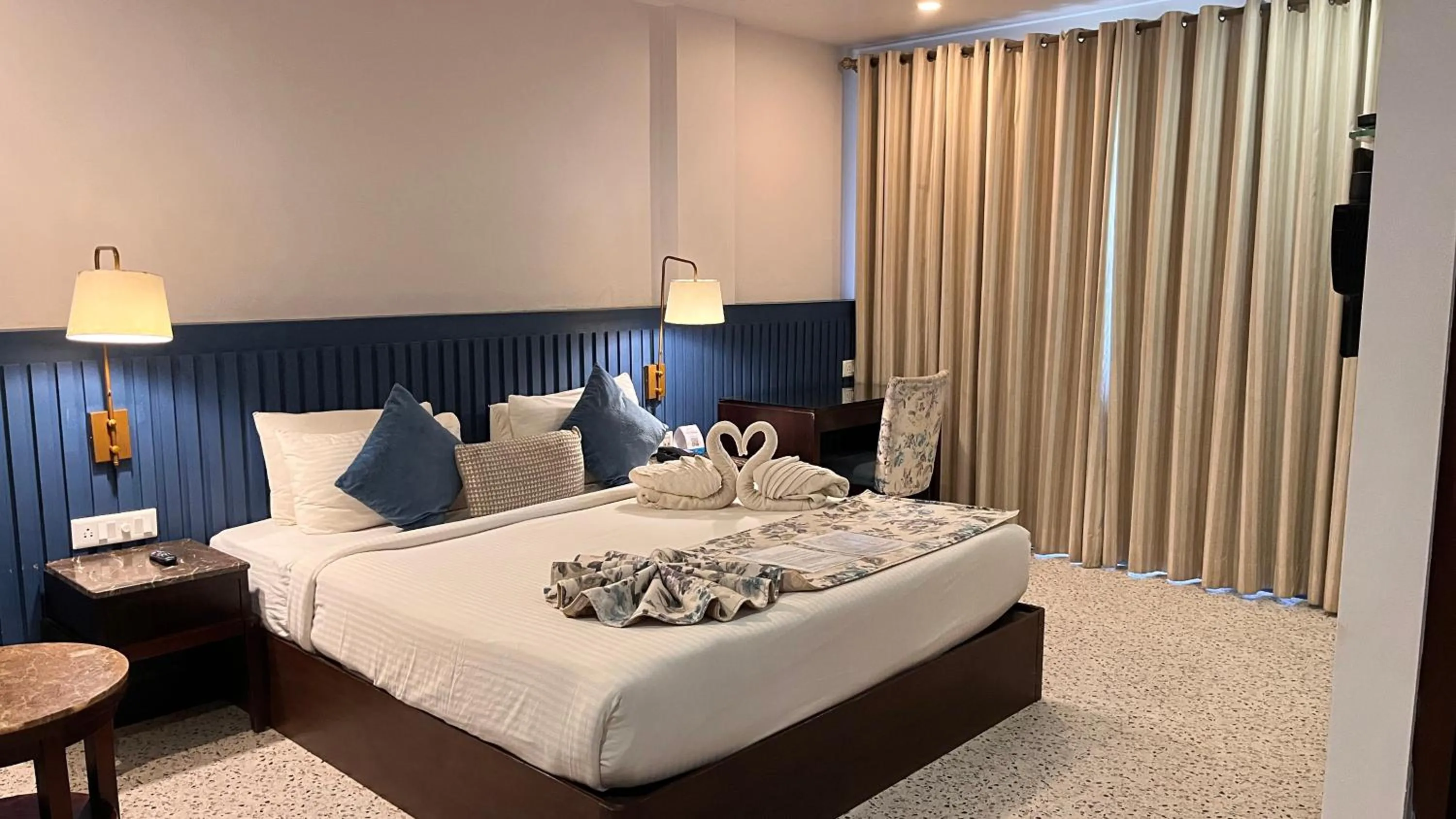 Bedroom, Bed in Hotel TSG Grand