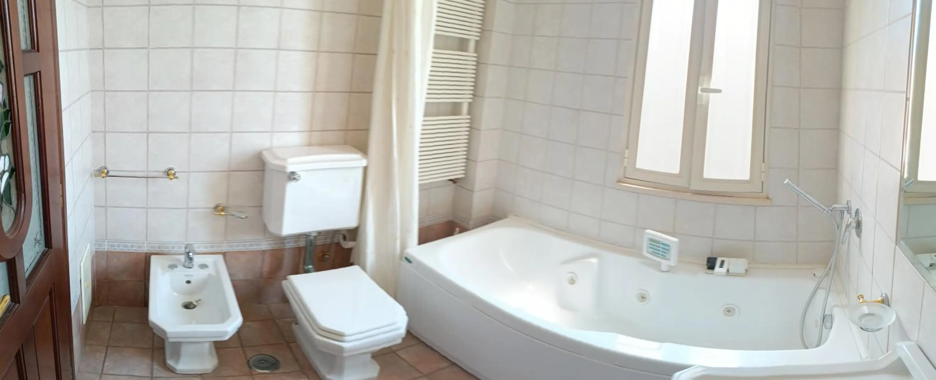 Bathroom in FioreStella