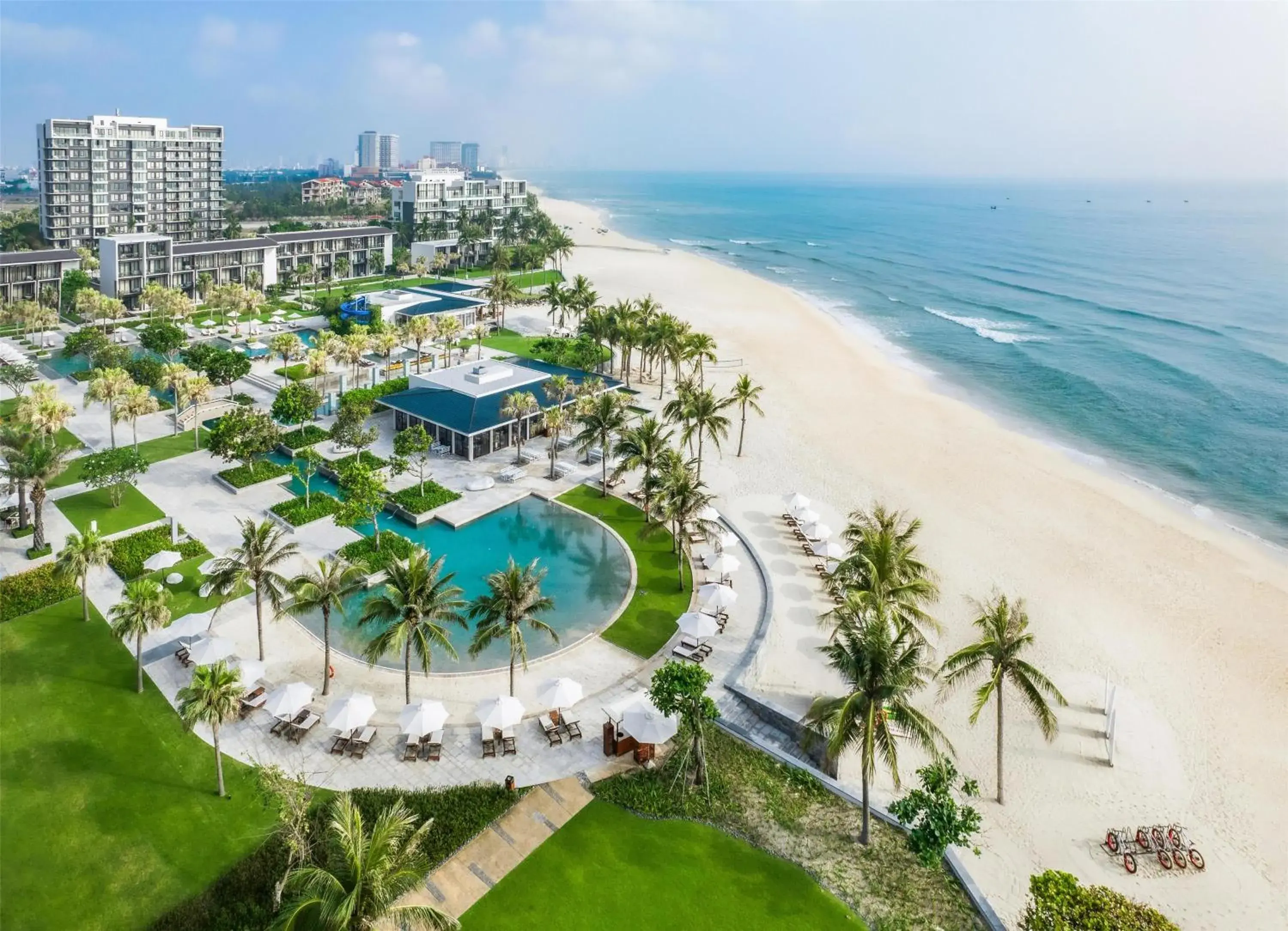 Property building in Hyatt Regency Danang Resort and Spa Property building in Hyatt Regency Danang Resort and Spa
