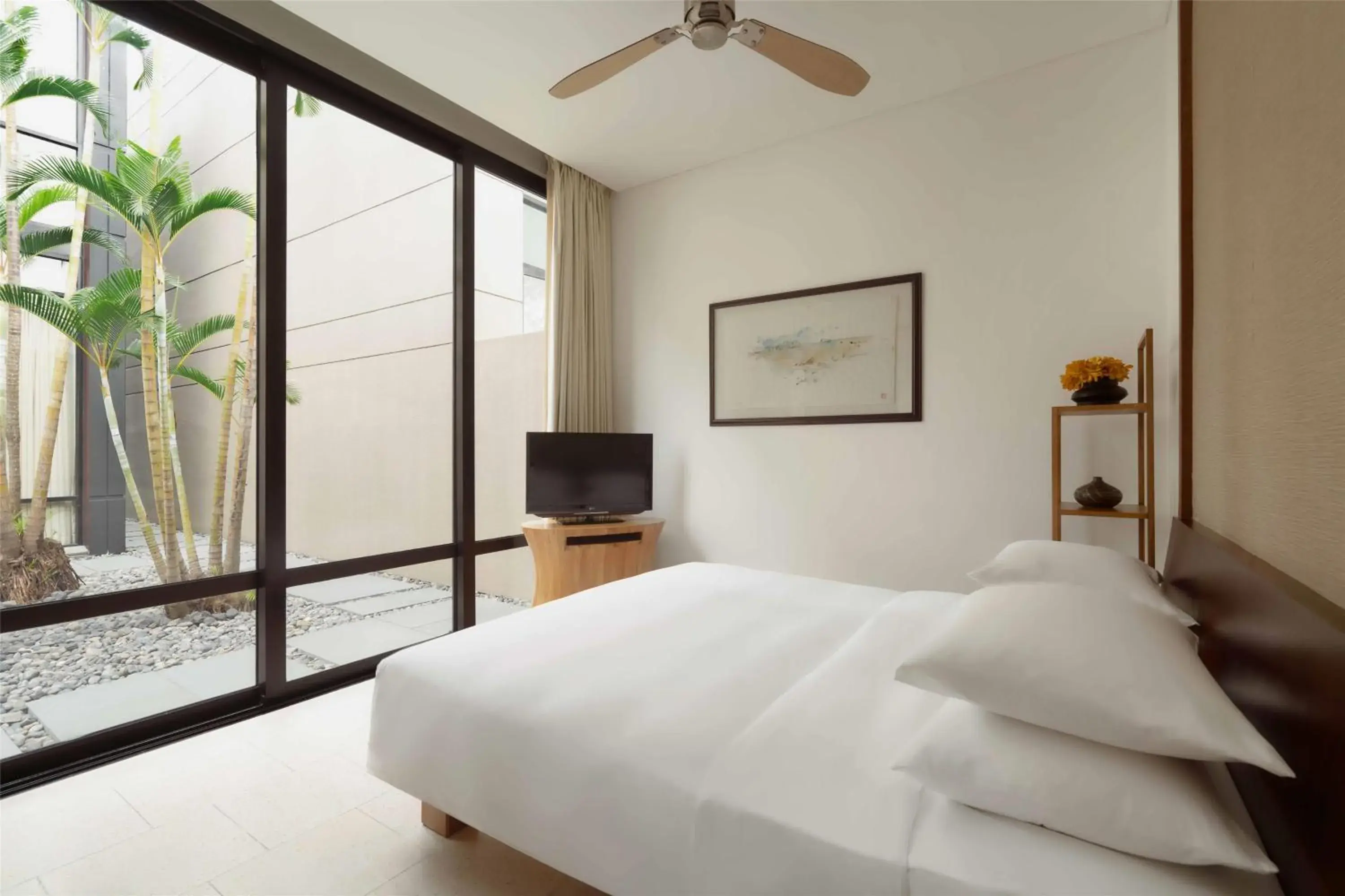 Photo of the whole room, Bed in Hyatt Regency Danang Resort and Spa Photo of the whole room, Bed in Hyatt Regency Danang Resort and Spa