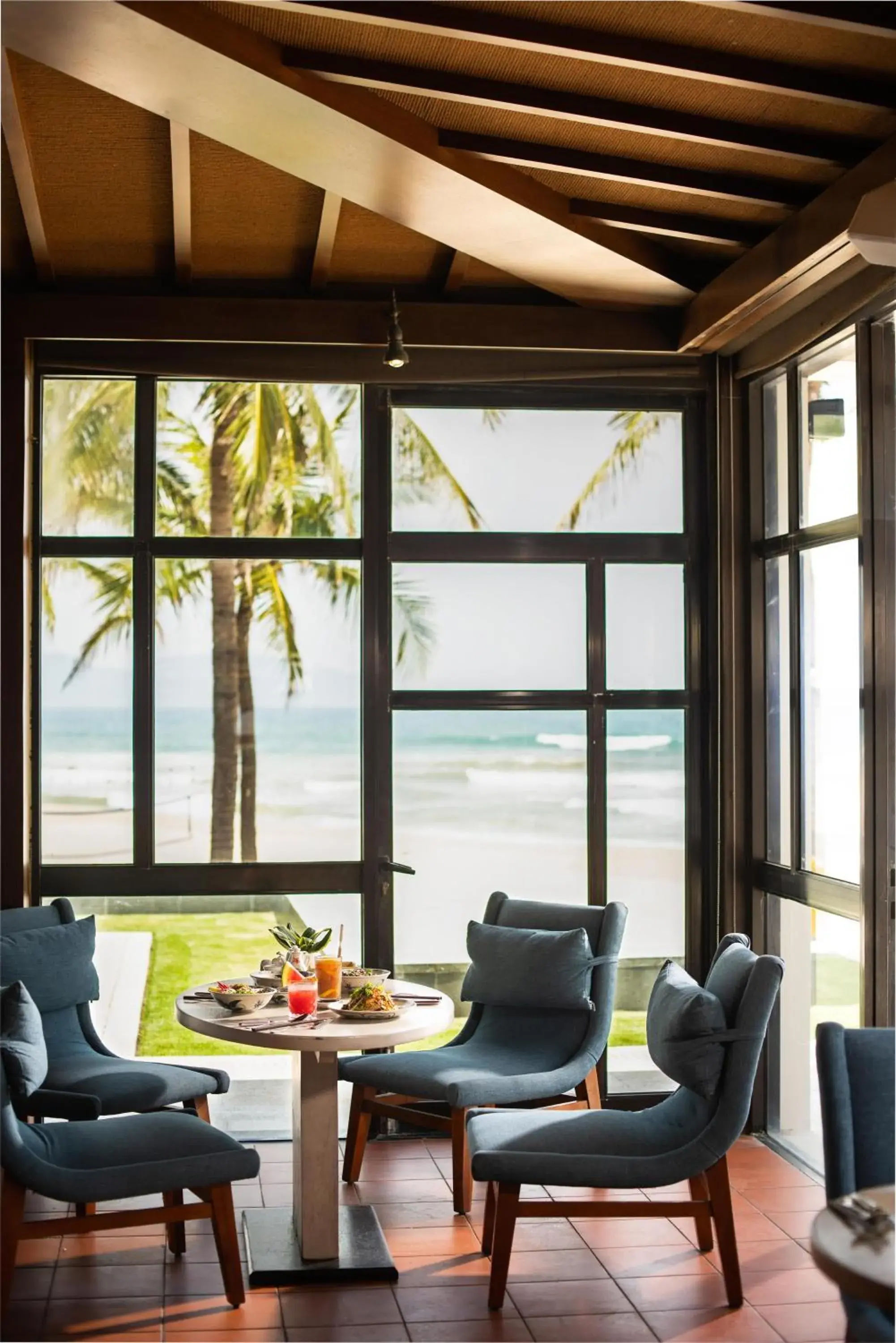 Restaurant/places to eat in Hyatt Regency Danang Resort and Spa Restaurant/places to eat in Hyatt Regency Danang Resort and Spa