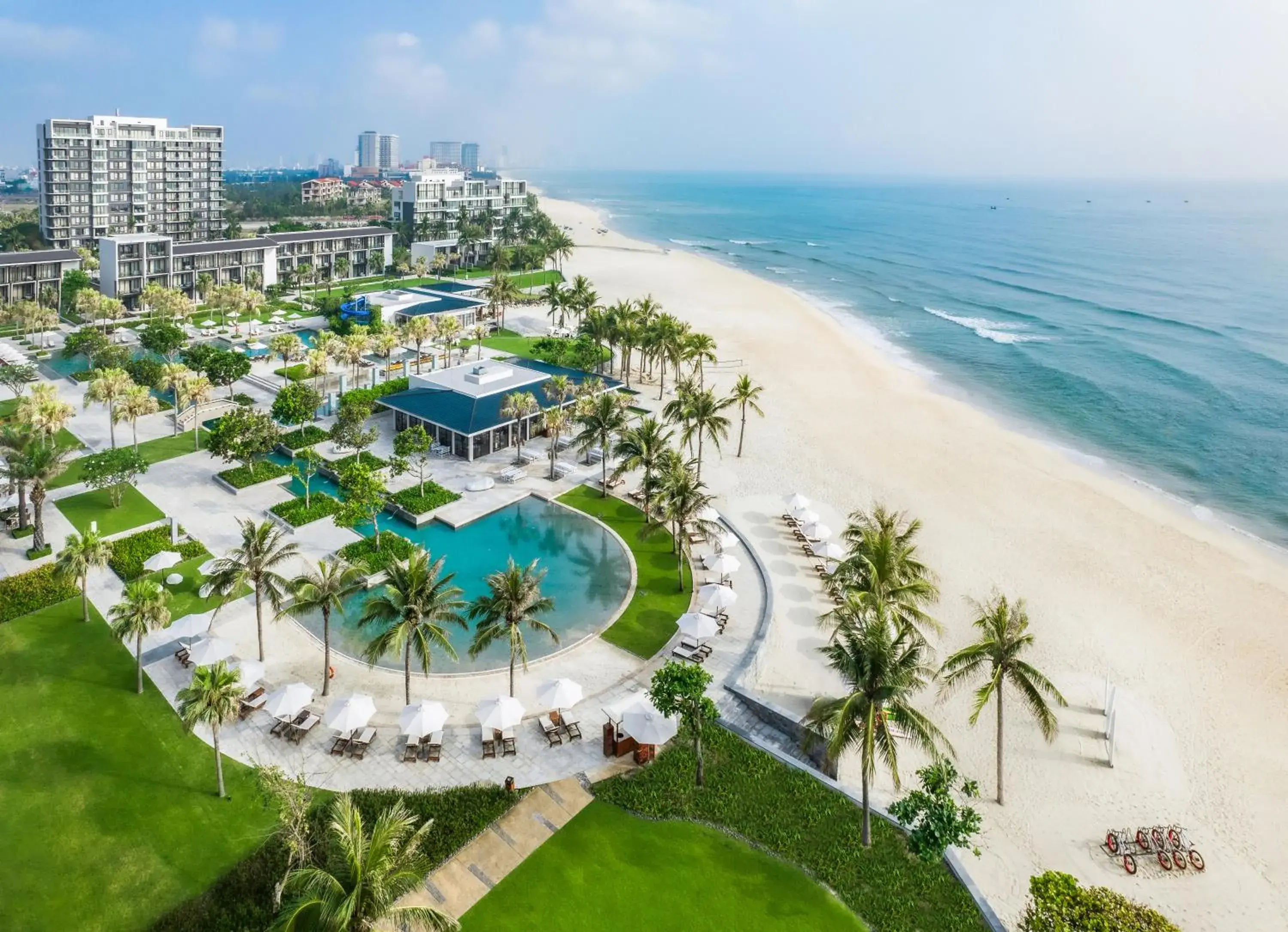 Property building in Hyatt Regency Danang Resort and Spa Property building in Hyatt Regency Danang Resort and Spa