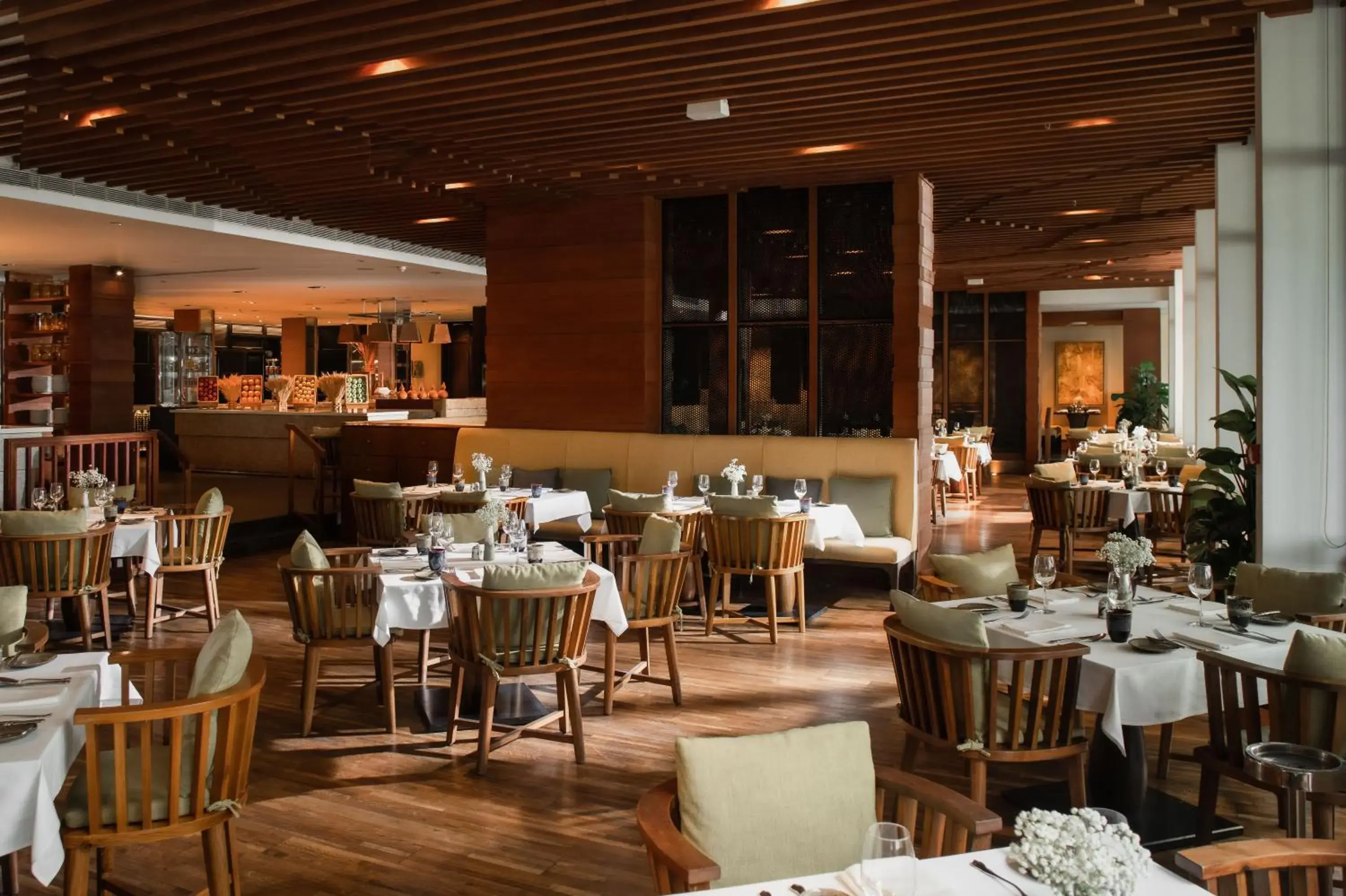 Restaurant/places to eat in Hyatt Regency Danang Resort and Spa Restaurant/places to eat in Hyatt Regency Danang Resort and Spa