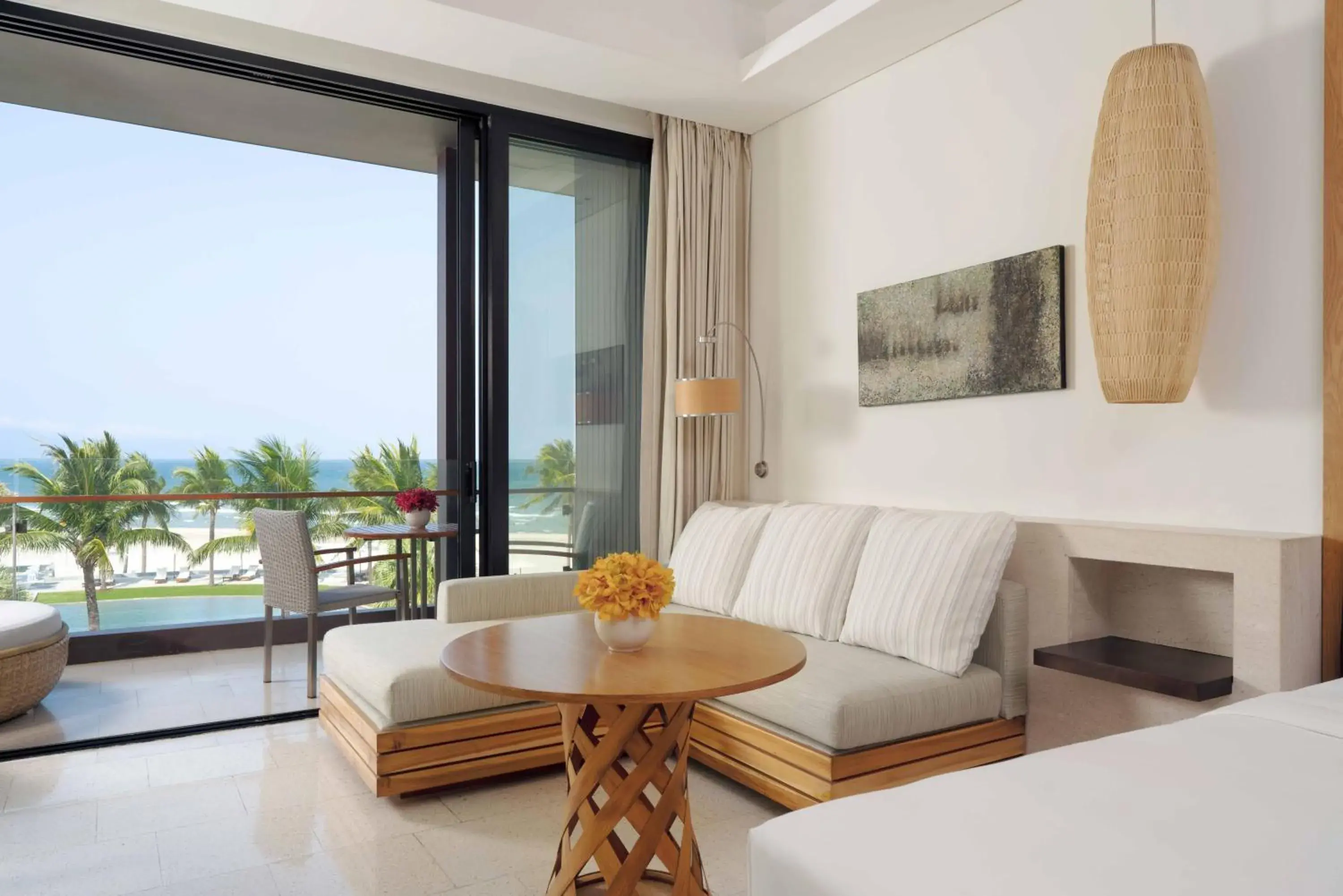 Sea view, Bed in Hyatt Regency Danang Resort and Spa Sea view, Bed in Hyatt Regency Danang Resort and Spa