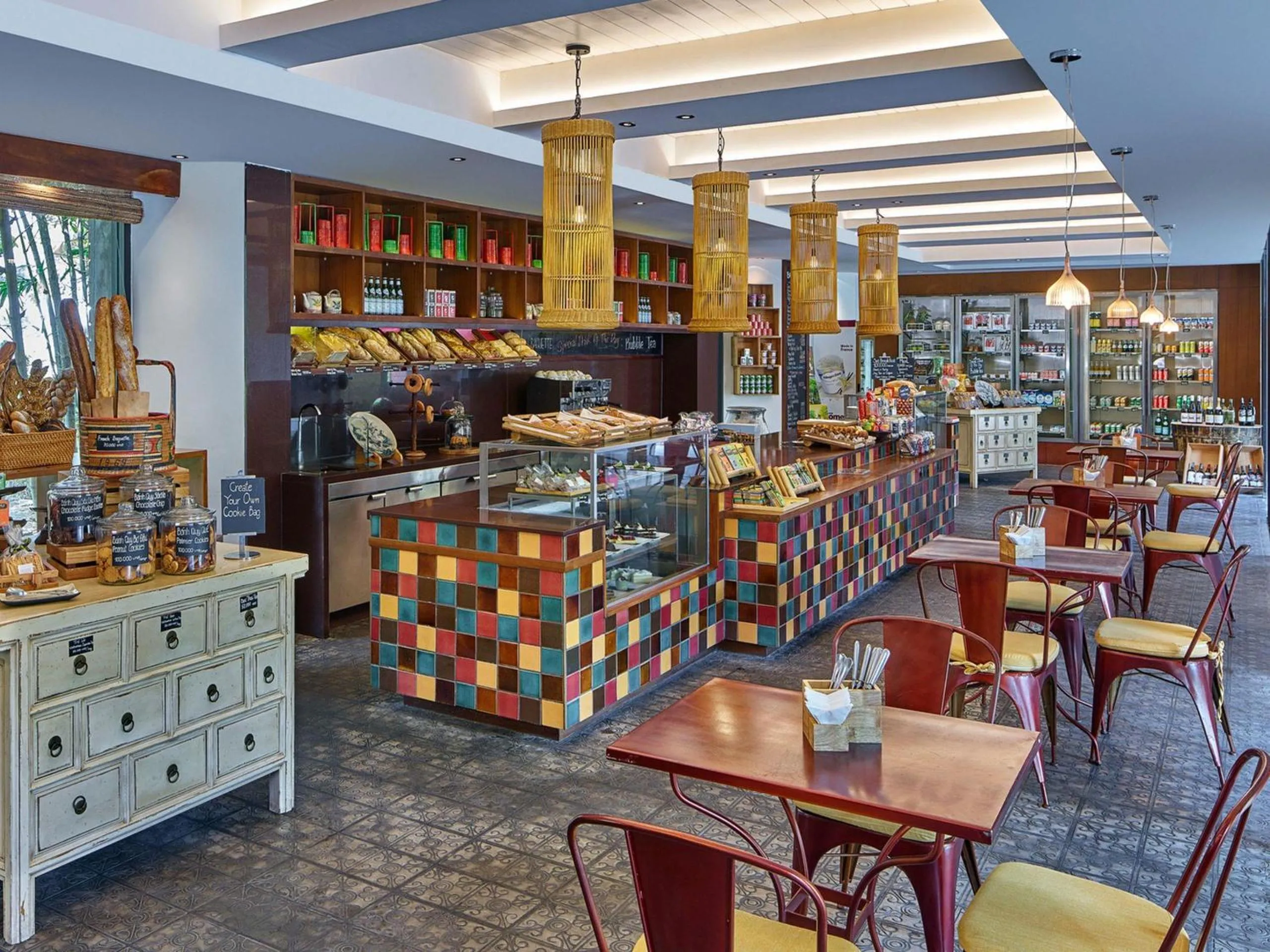 Restaurant/places to eat in Hyatt Regency Danang Resort and Spa