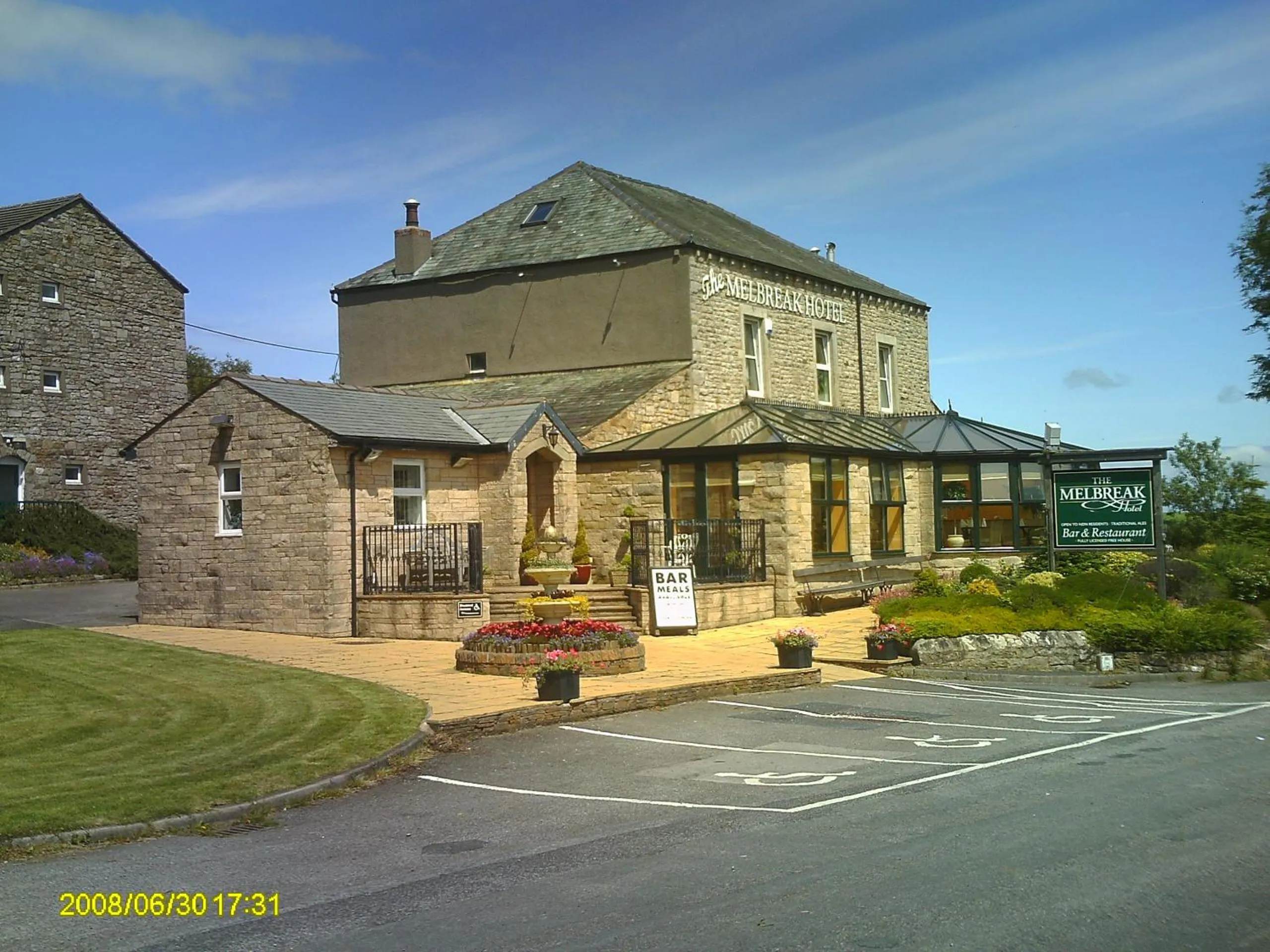 Facade/entrance in The Melbreak Hotel