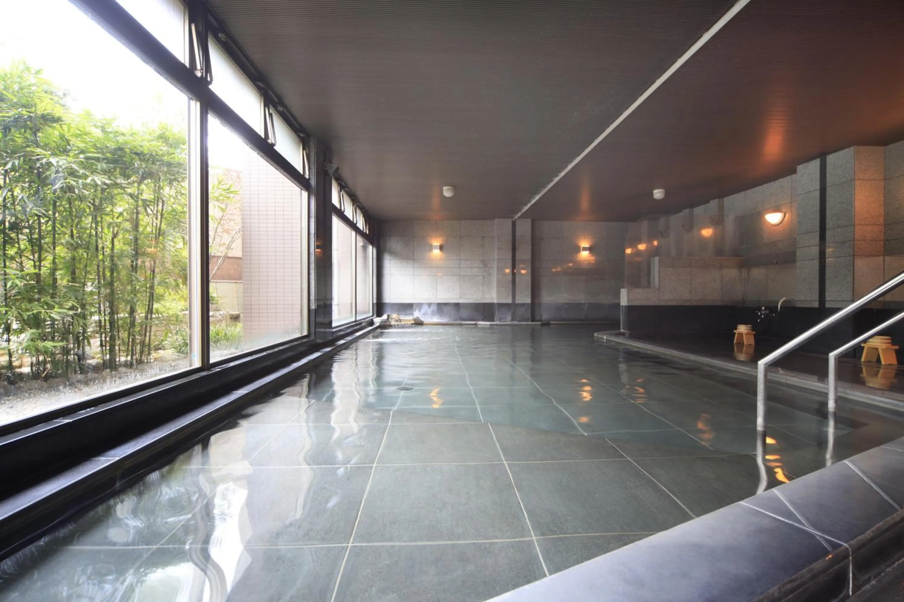 Hot Spring Bath in Hotel Kasuien
