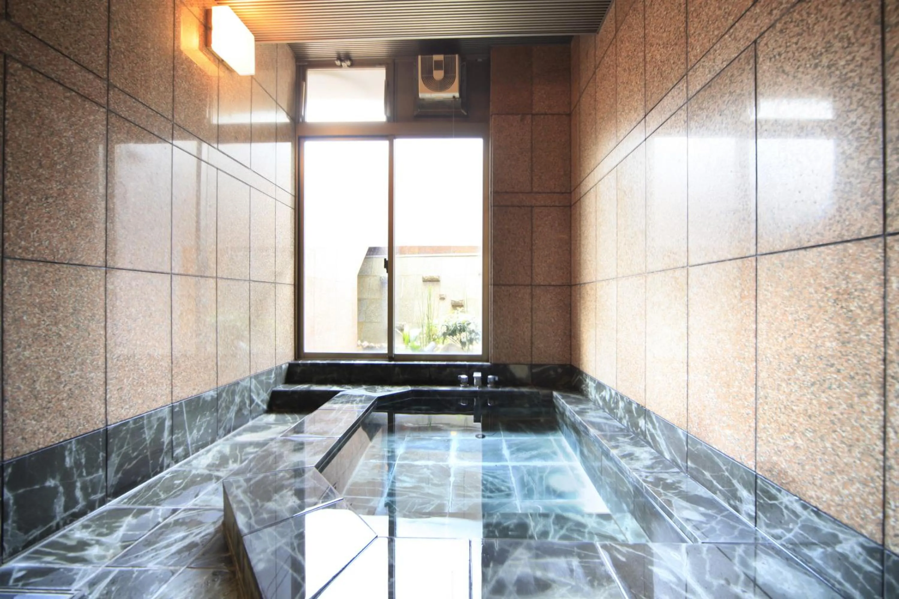 Hot Spring Bath in Hotel Kasuien