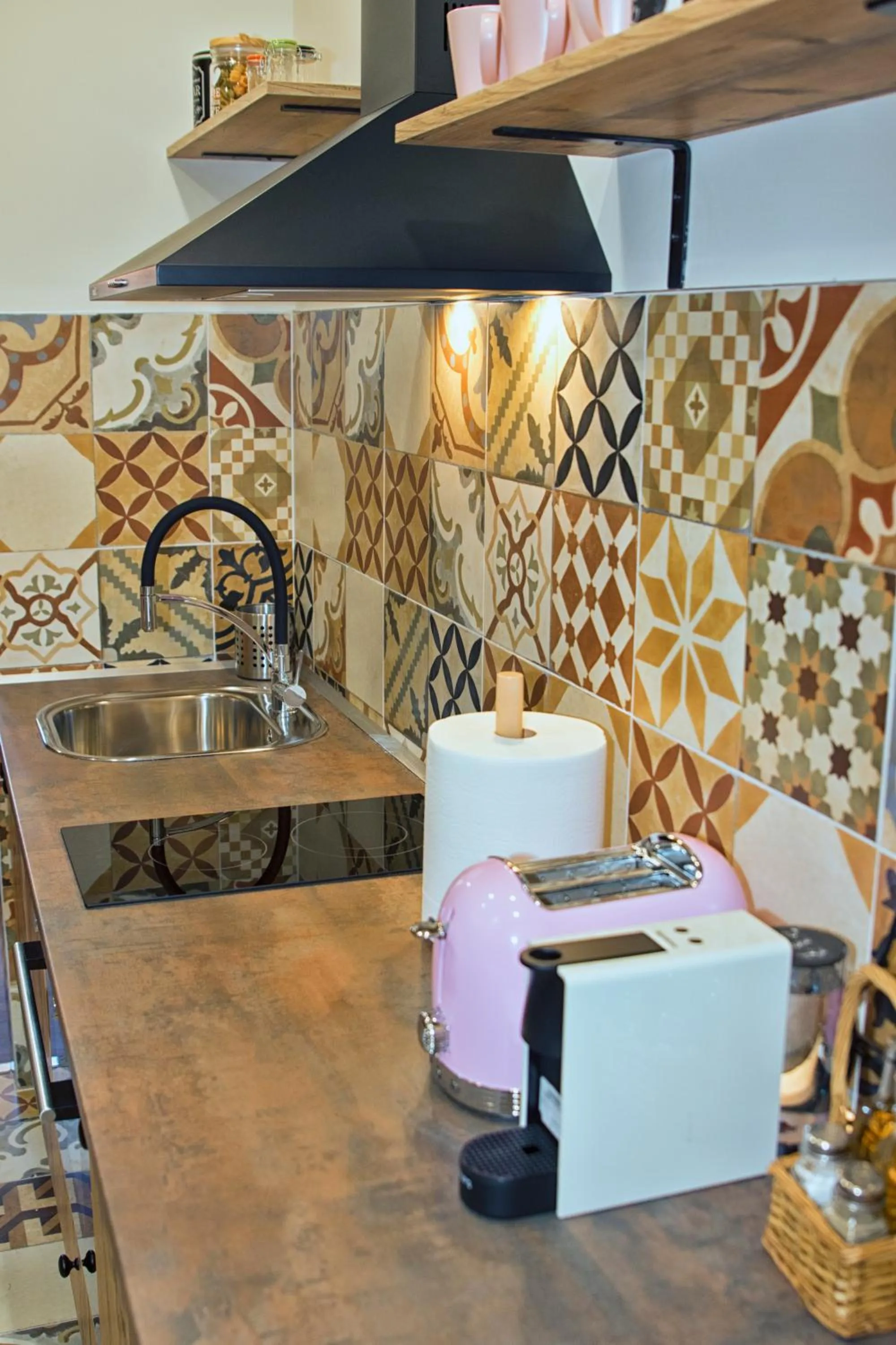 Kitchen or kitchenette in T-Homes - Cuenca