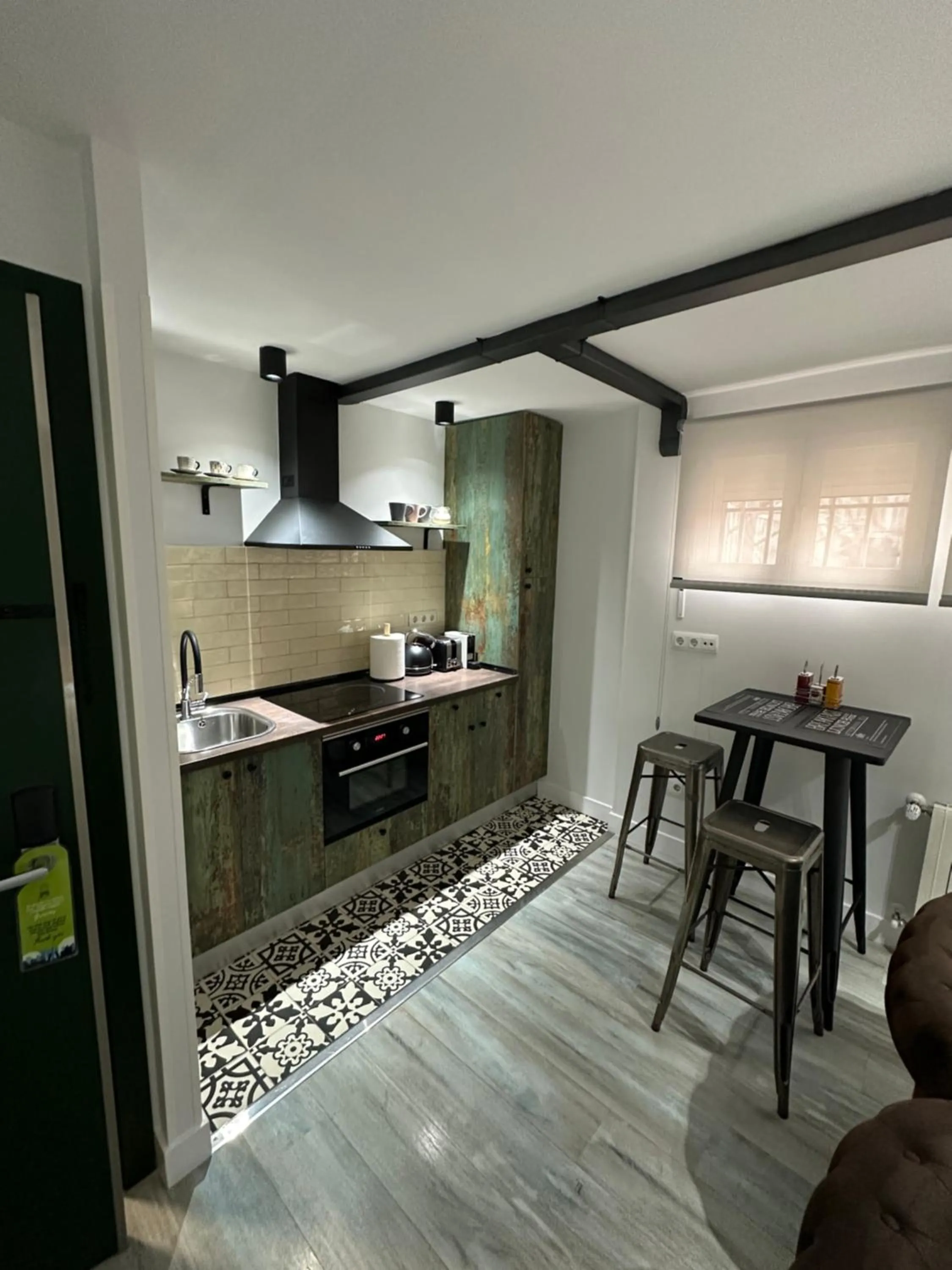 Kitchen or kitchenette in T-Homes - Cuenca