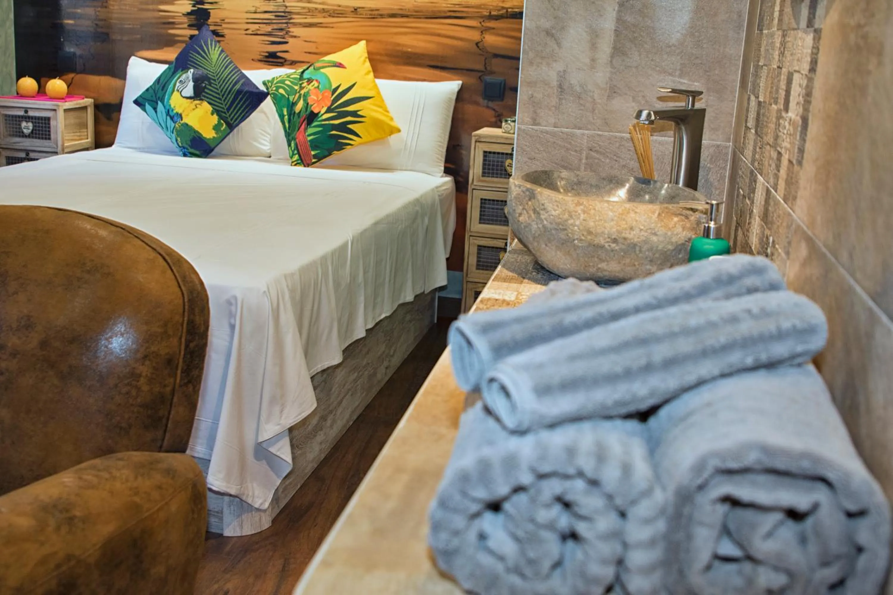 Bedroom, Bed in T-Homes - Cuenca