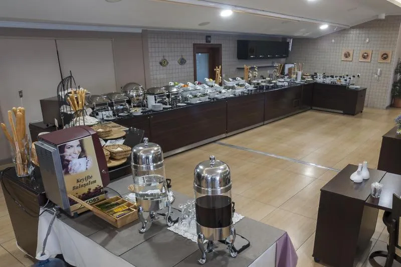 Restaurant/places to eat in Gosterisli Otel