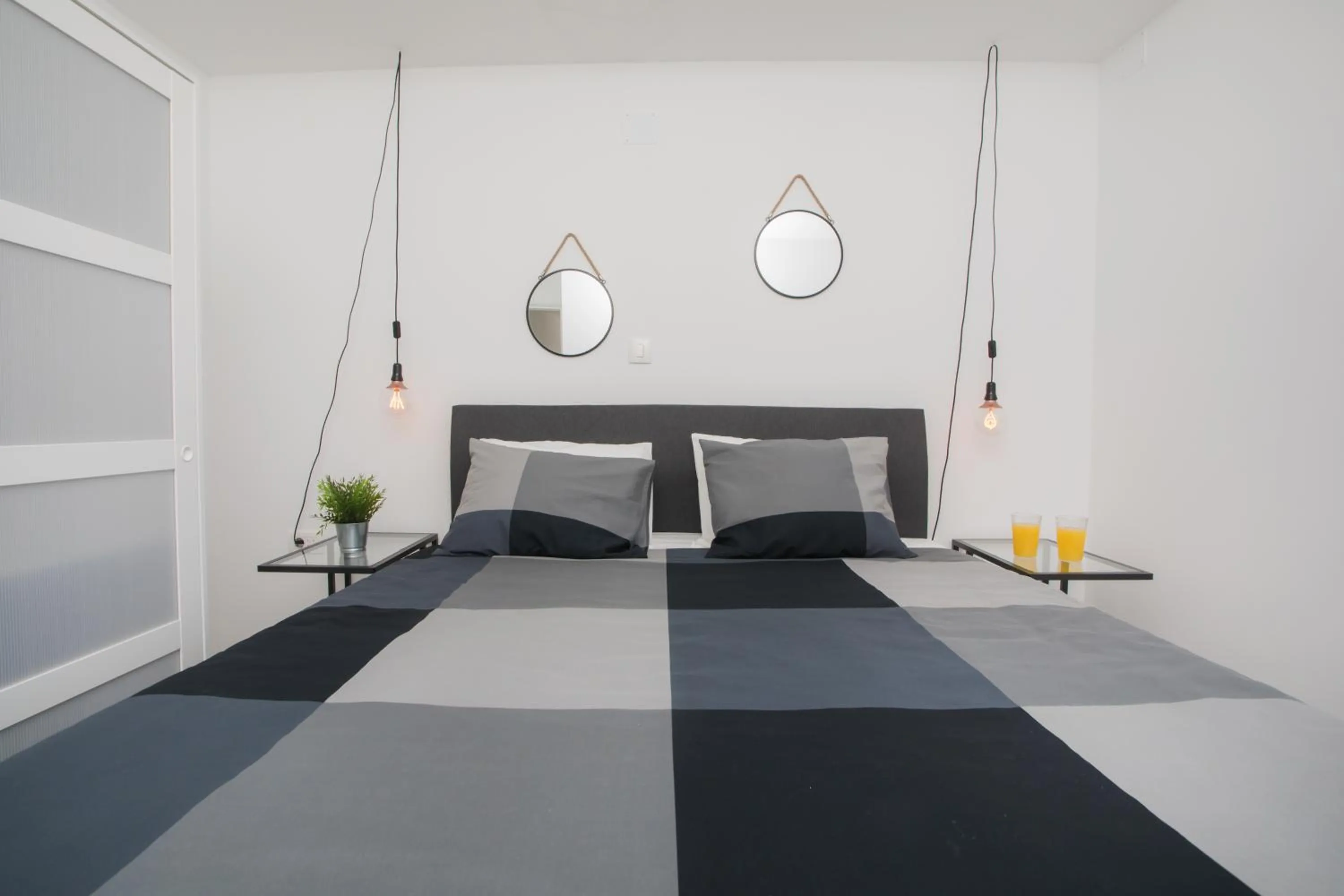 Bedroom, Bed in Danijela