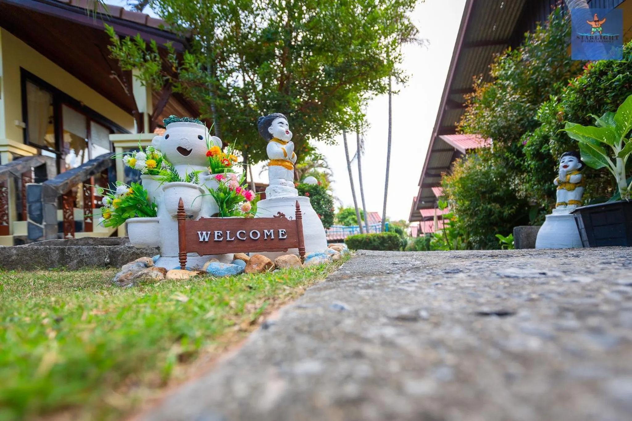 Garden view in Starlight Haadrin Resort