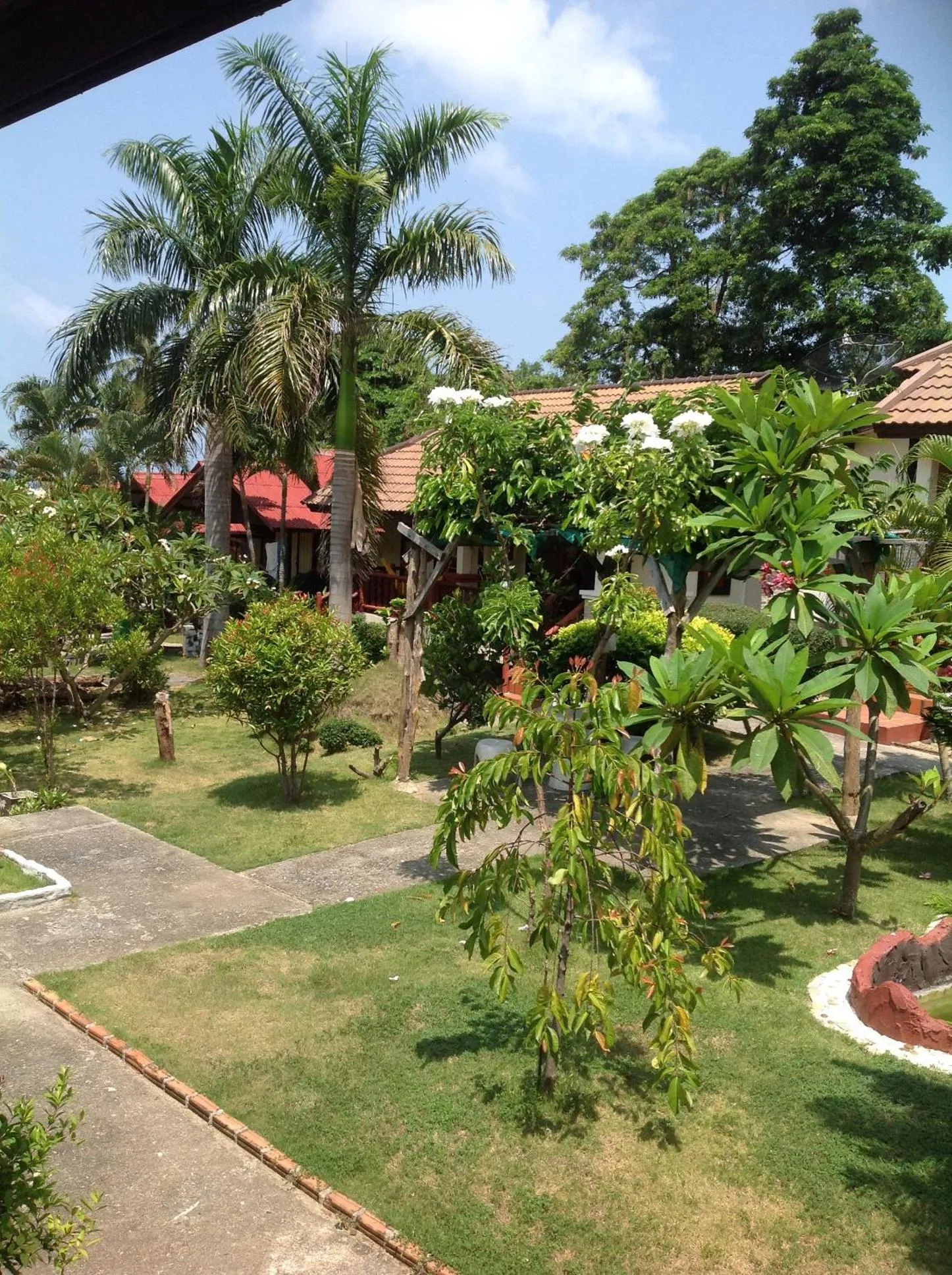 Garden view in Starlight Haadrin Resort