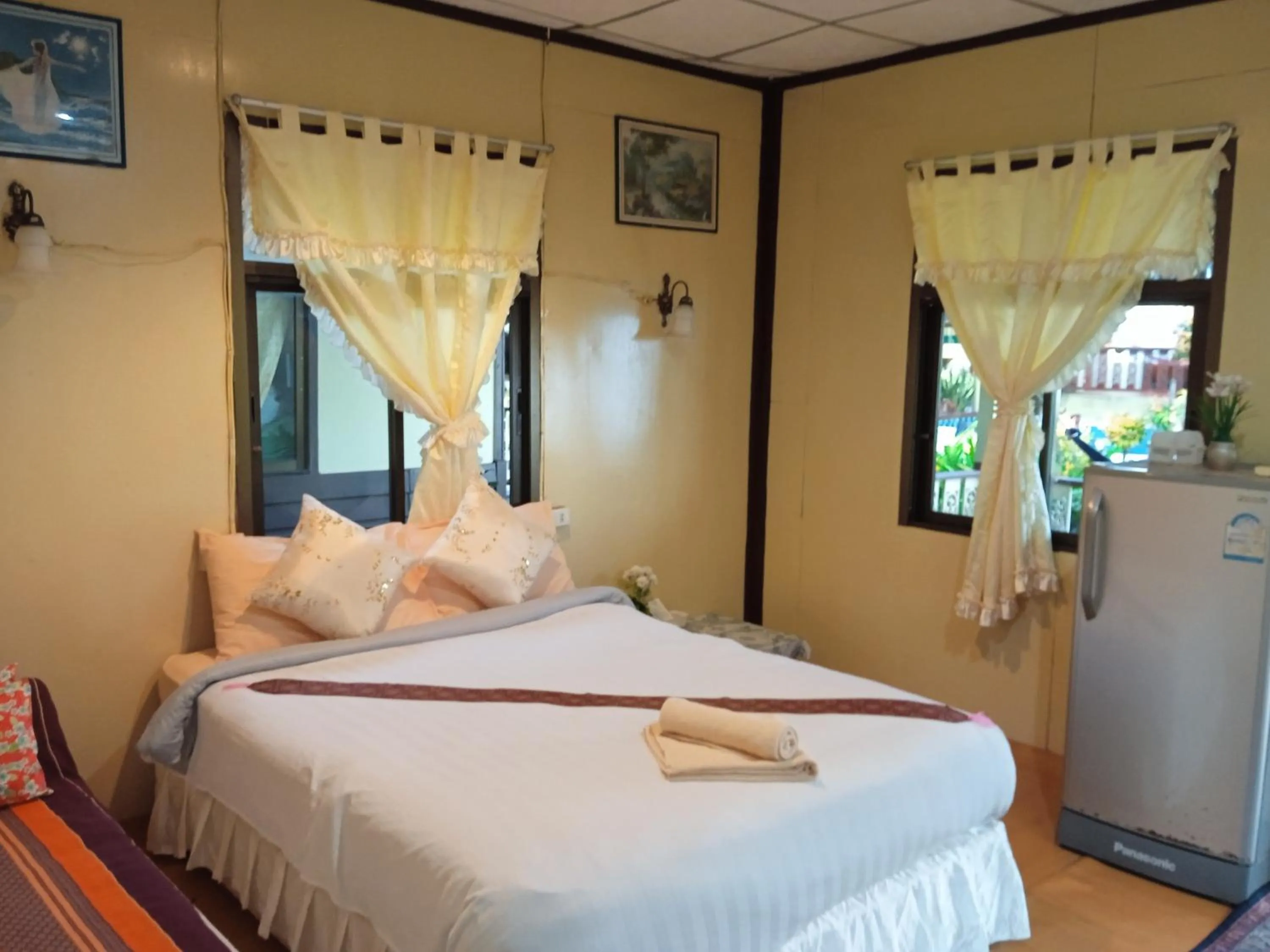 Bed in Starlight Haadrin Resort