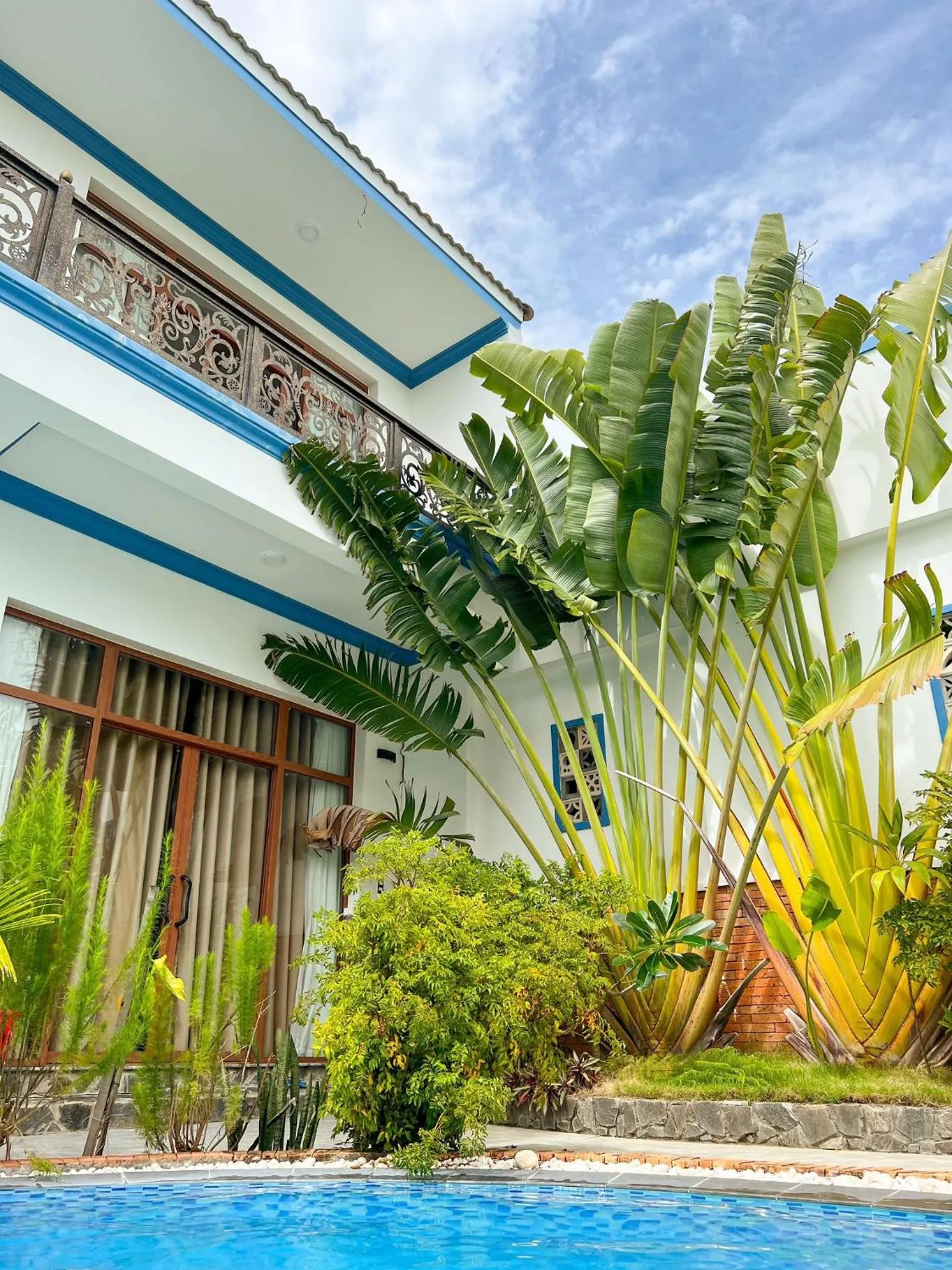 Swimming pool in Gia An Hung Guest House