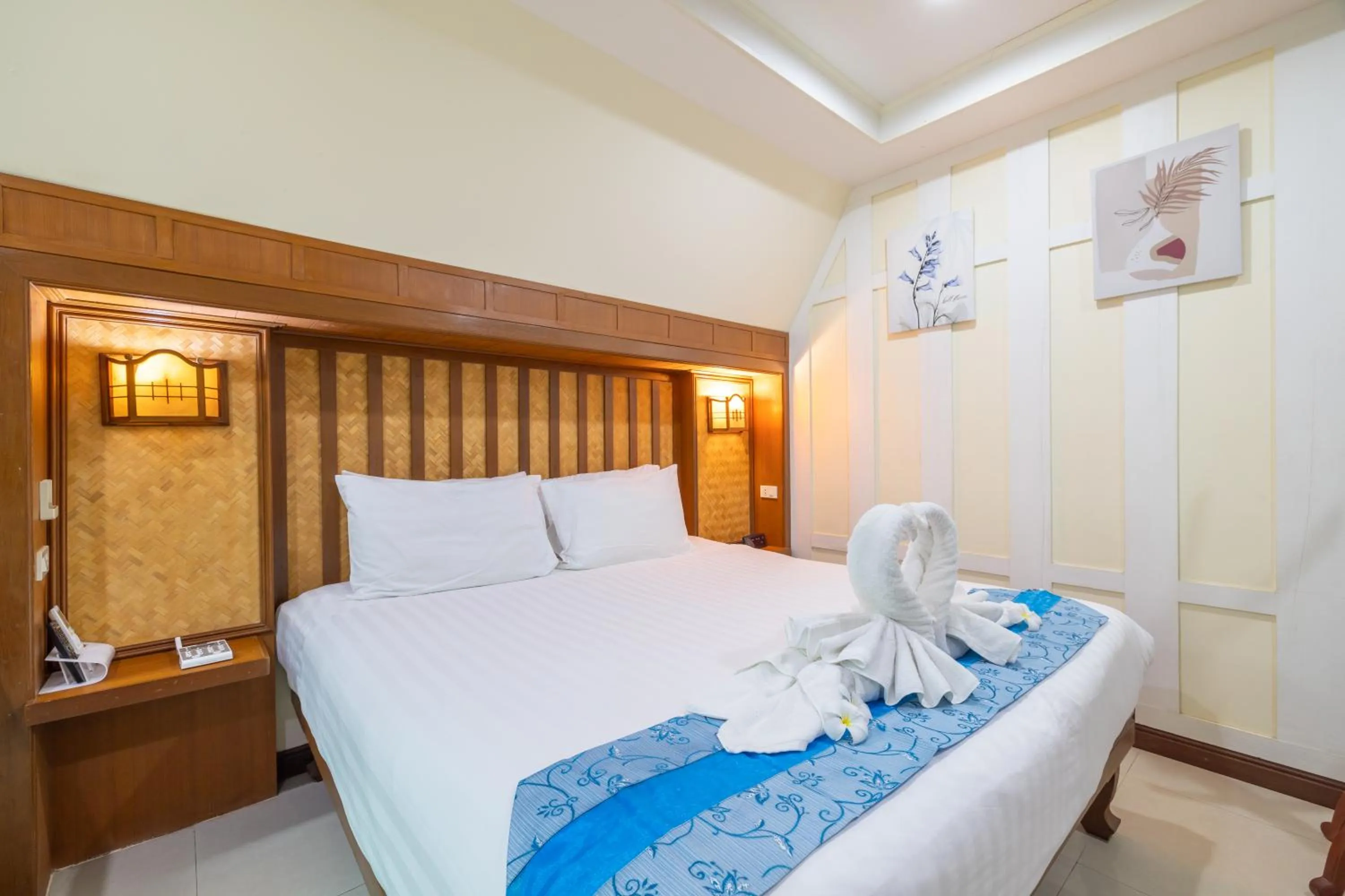 Bed in Phuket Meet Holiday Hotel-Rawai 普吉岛相遇花园度假酒店-拉威店