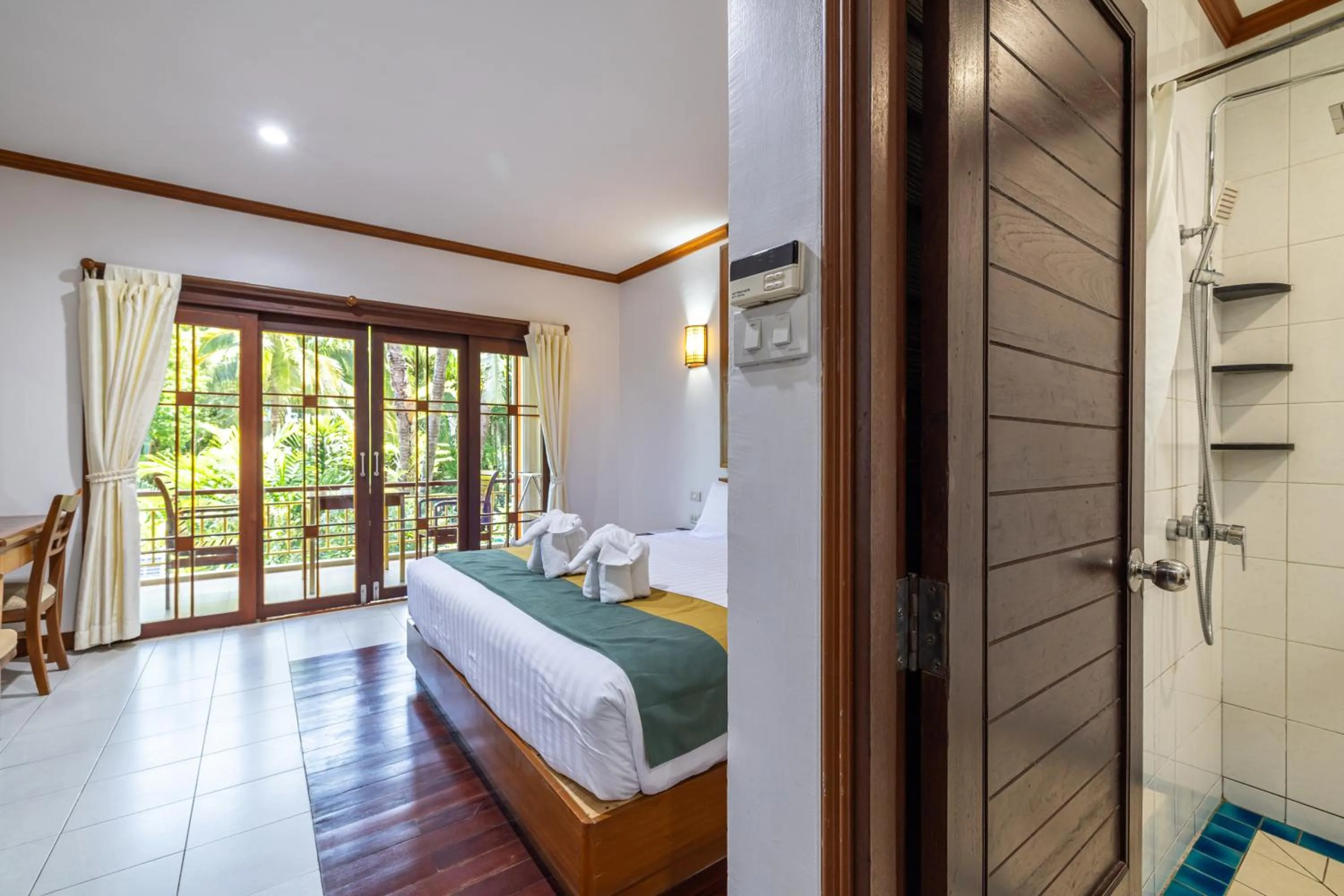 Bed in Phuket Meet Holiday Hotel-Rawai 普吉岛相遇花园度假酒店-拉威店