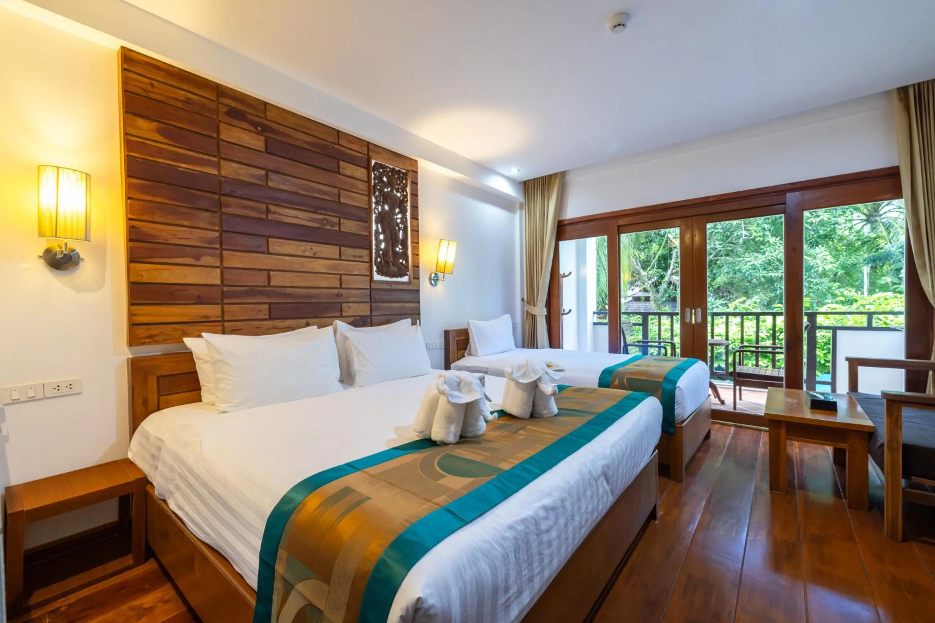 Bed in Phuket Meet Holiday Hotel-Rawai 普吉岛相遇花园度假酒店-拉威店