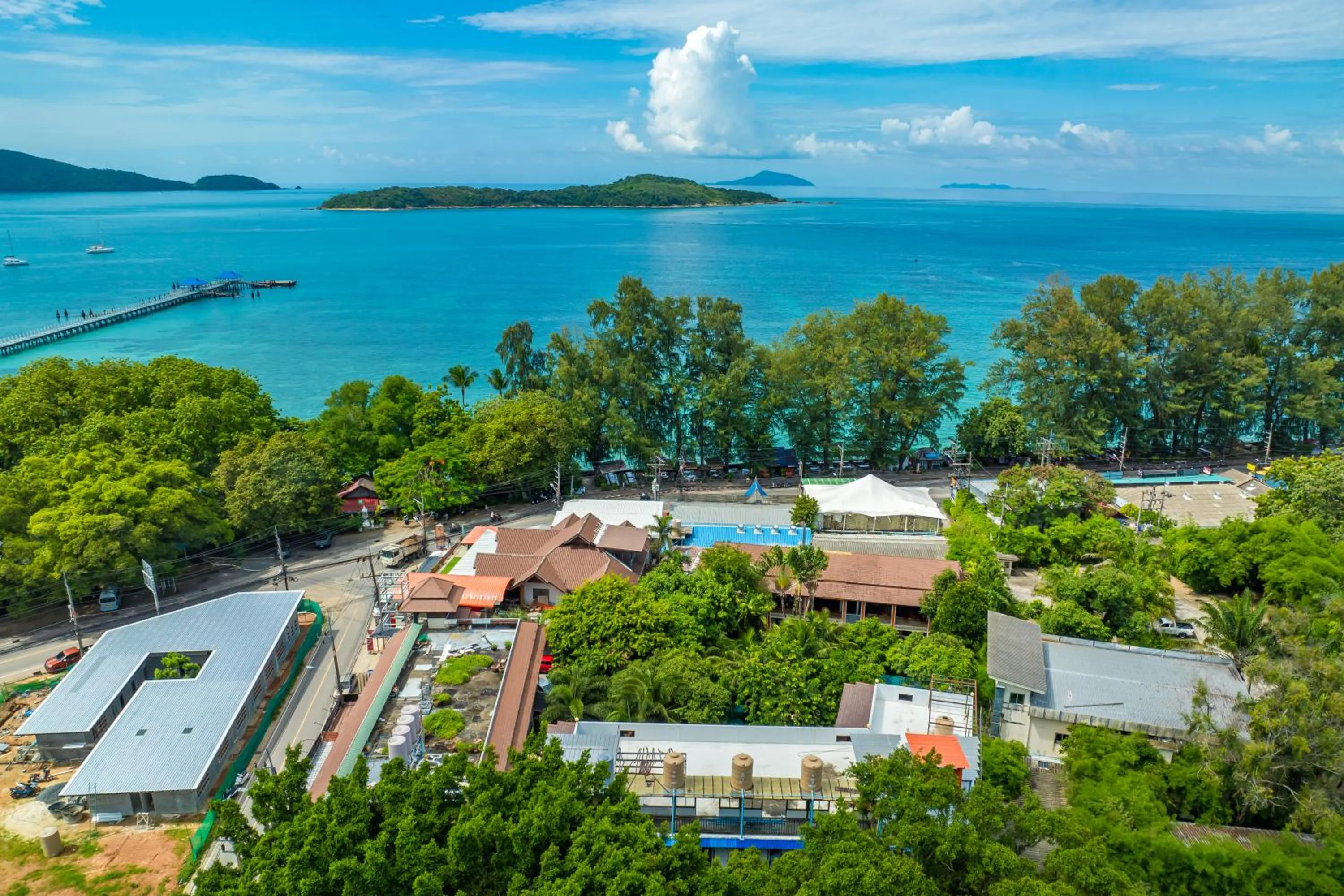 Nearby landmark in Phuket Meet Holiday Hotel-Rawai 普吉岛相遇花园度假酒店-拉威店