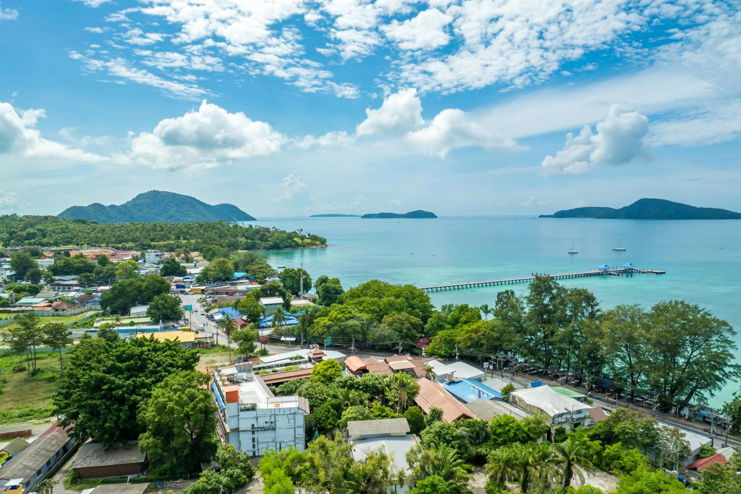 Nearby landmark in Phuket Meet Holiday Hotel-Rawai 普吉岛相遇花园度假酒店-拉威店