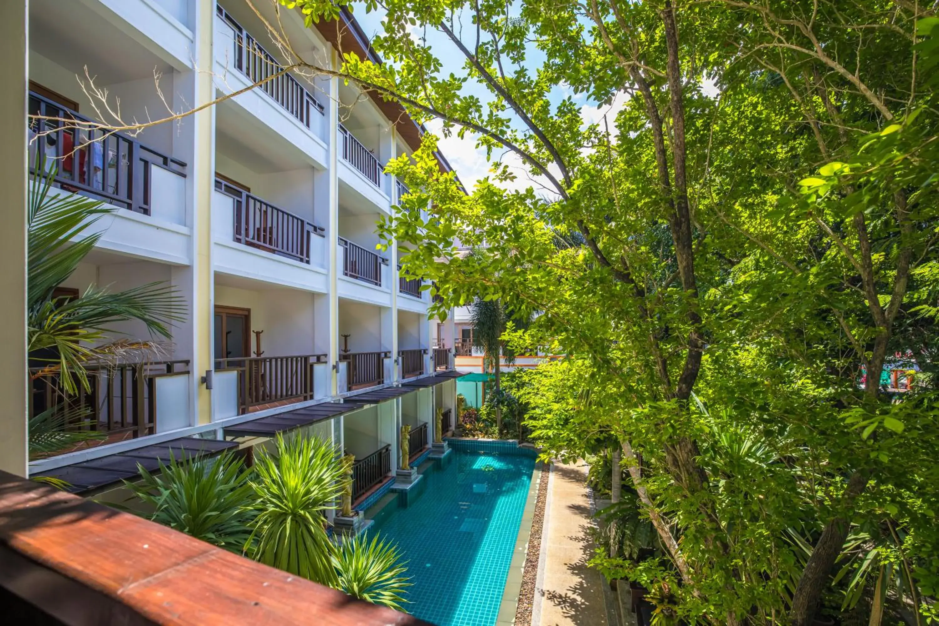 Property building in Phuket Meet Holiday Hotel-Rawai 普吉岛相遇花园度假酒店-拉威店 Property building in Phuket Meet Holiday Hotel-Rawai 普吉岛相遇花园度假酒店-拉威店