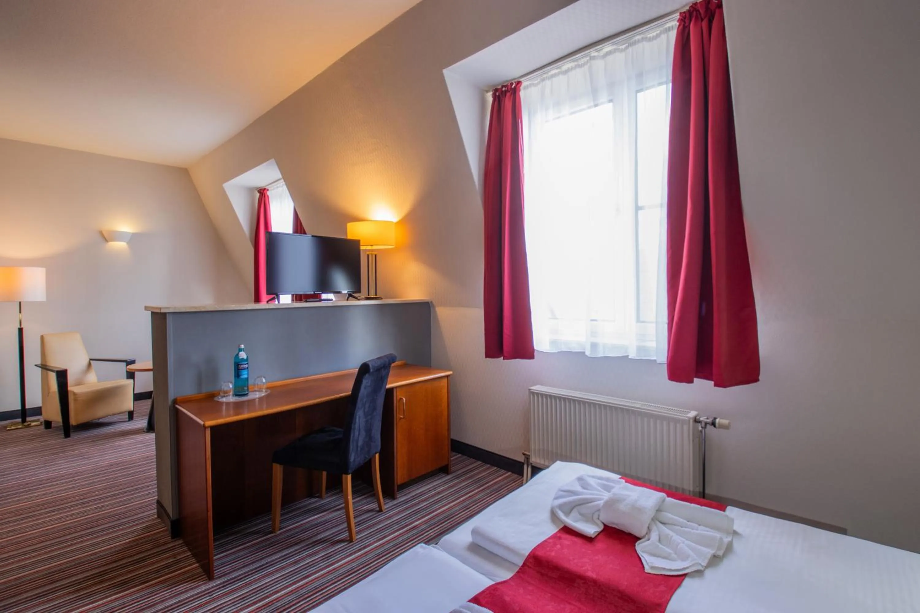 Bedroom, Bed in Seehotel Brandenburg an der Havel