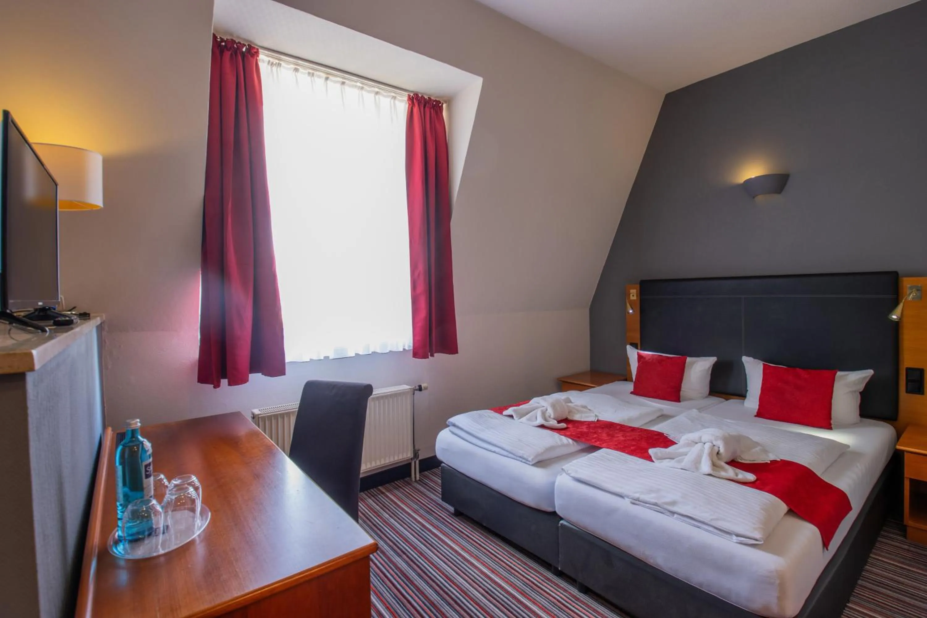 Photo of the whole room, Bed in Seehotel Brandenburg an der Havel