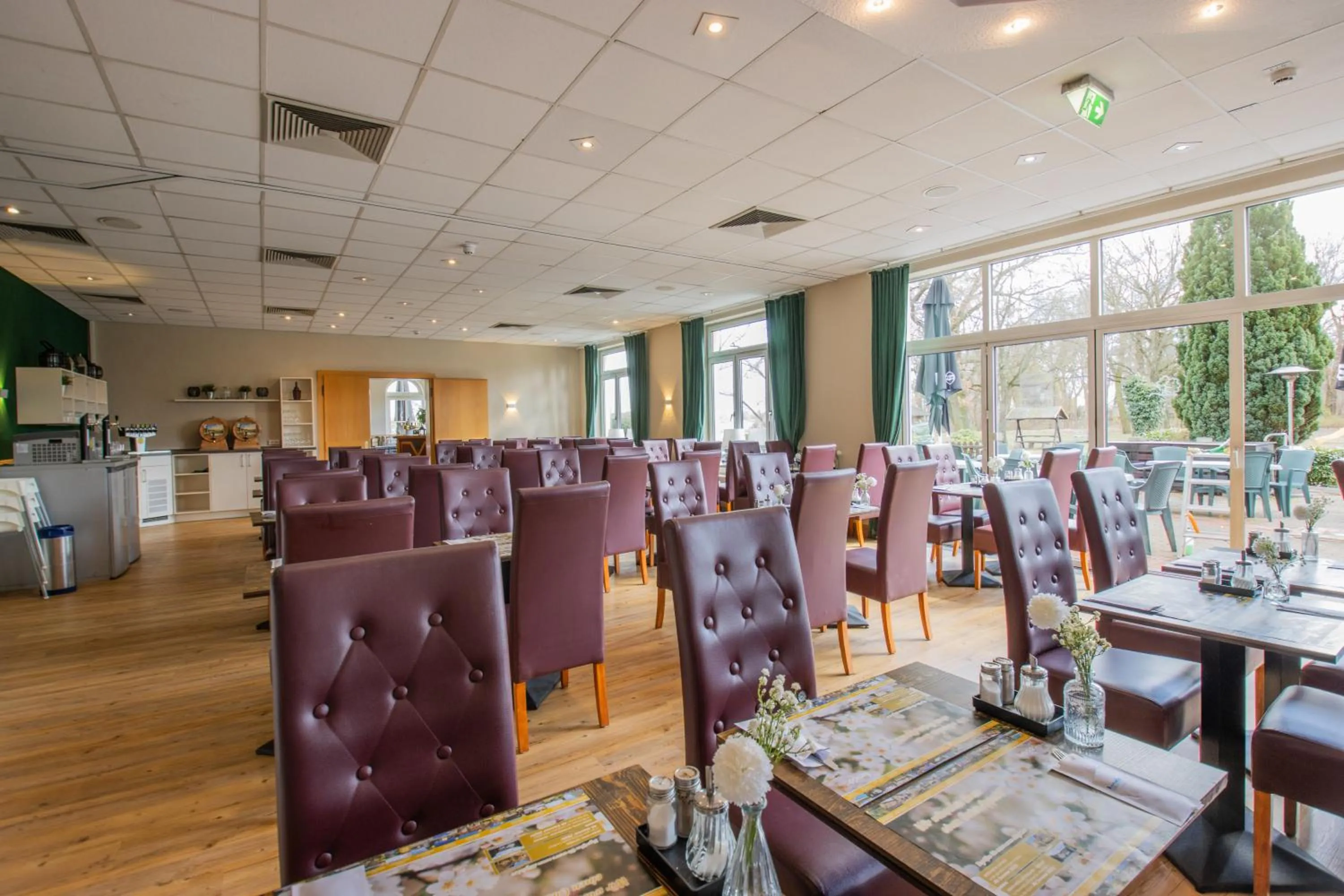 Restaurant/places to eat in Seehotel Brandenburg an der Havel