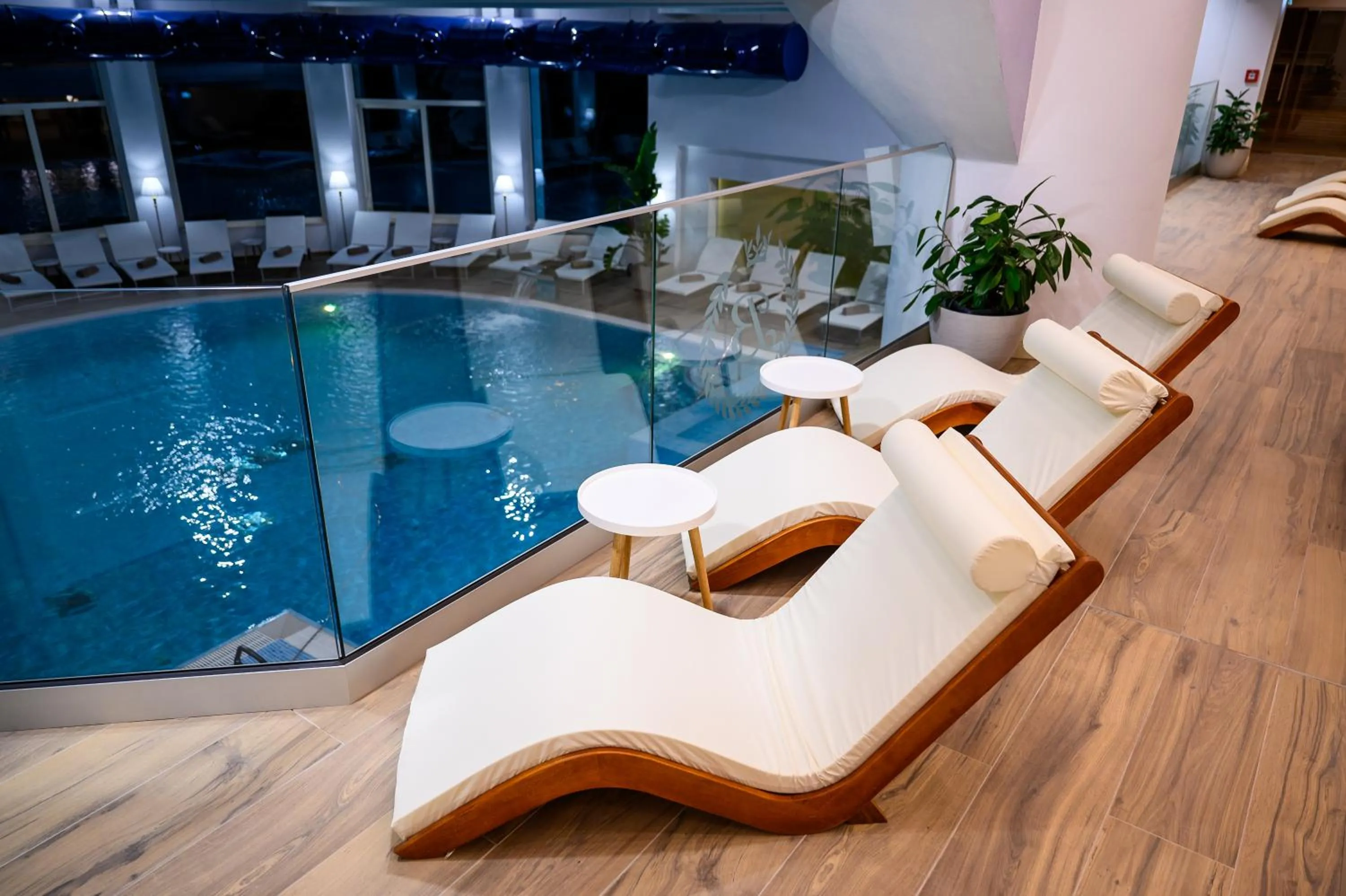 Swimming pool in Grand Hotel Italia