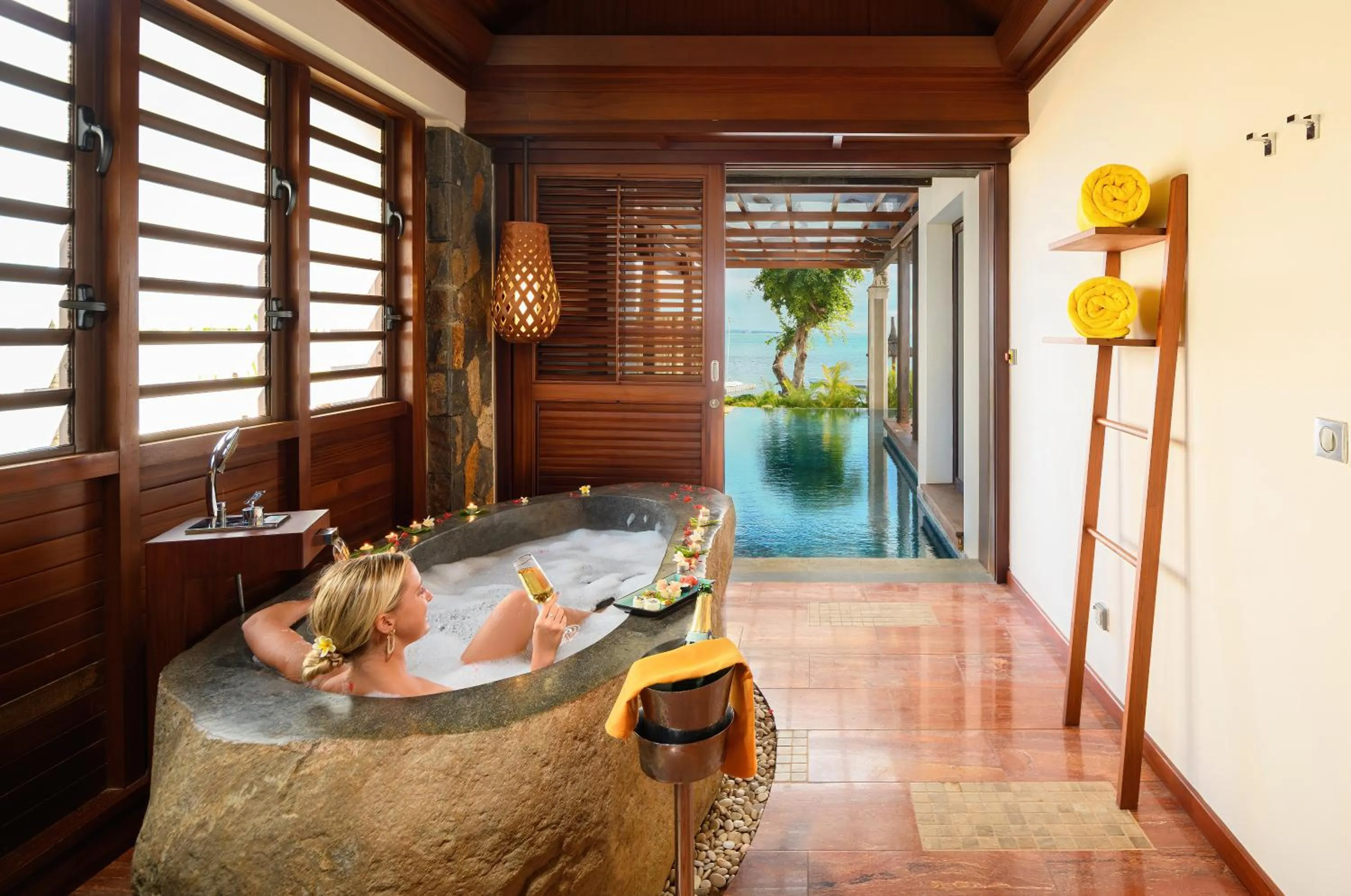Bathroom in Le Jadis Beach Resort & Wellness - Managed by Banyan Tree Hotels & Resorts