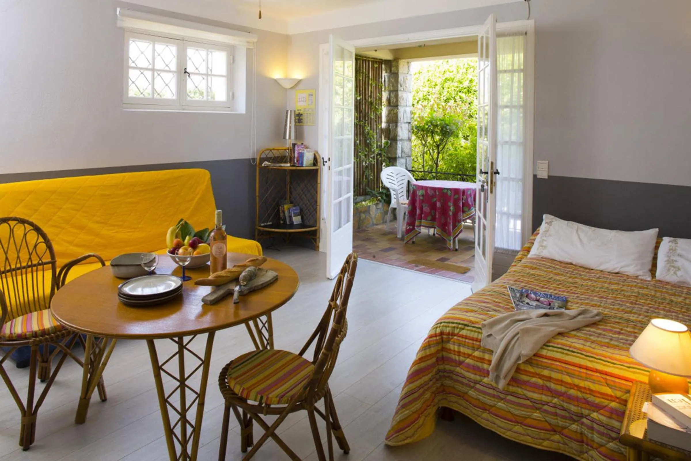 TV and multimedia, Bed in Hotel du Bosquet