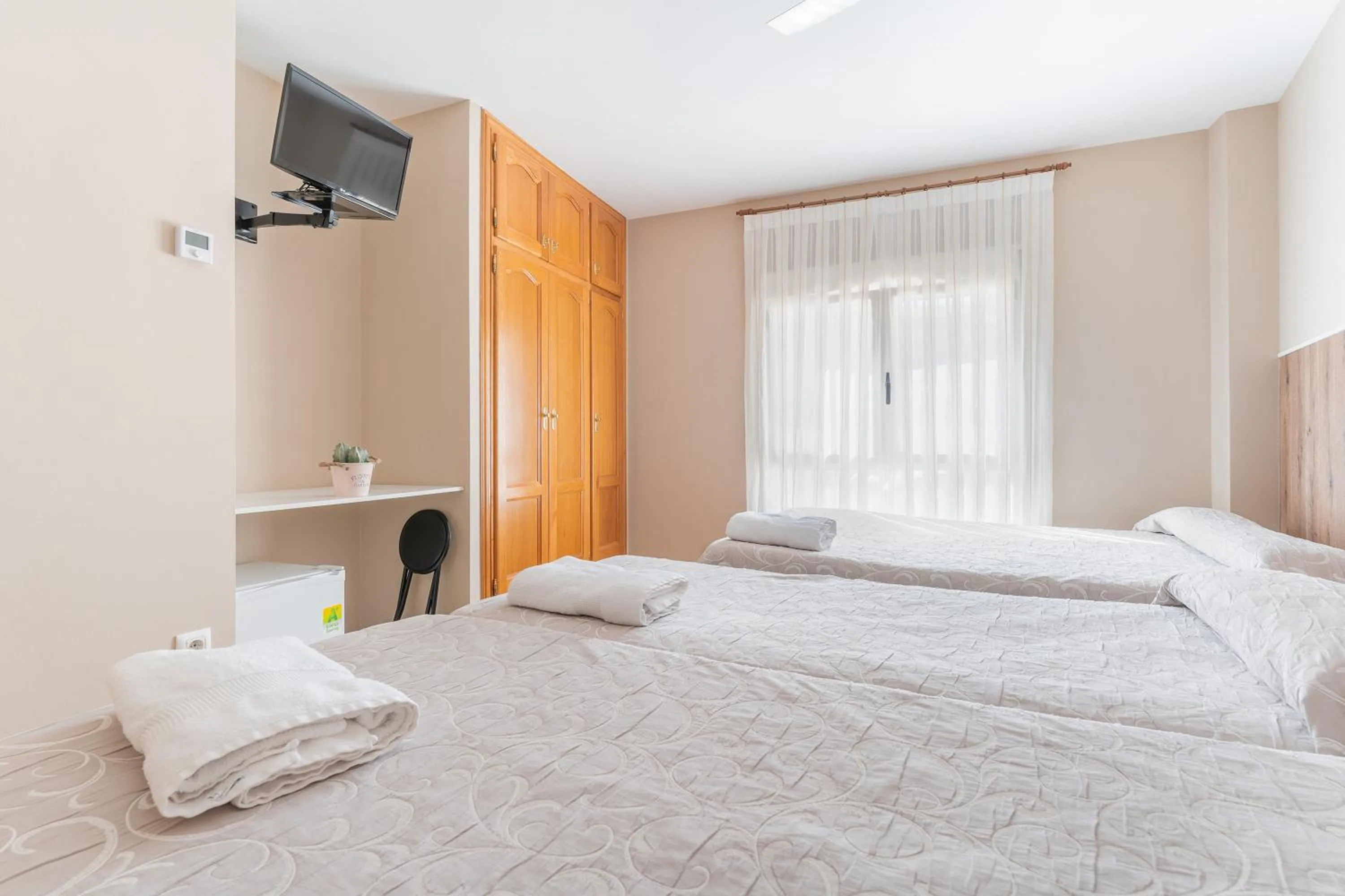 Bed in Hostal El Bugar