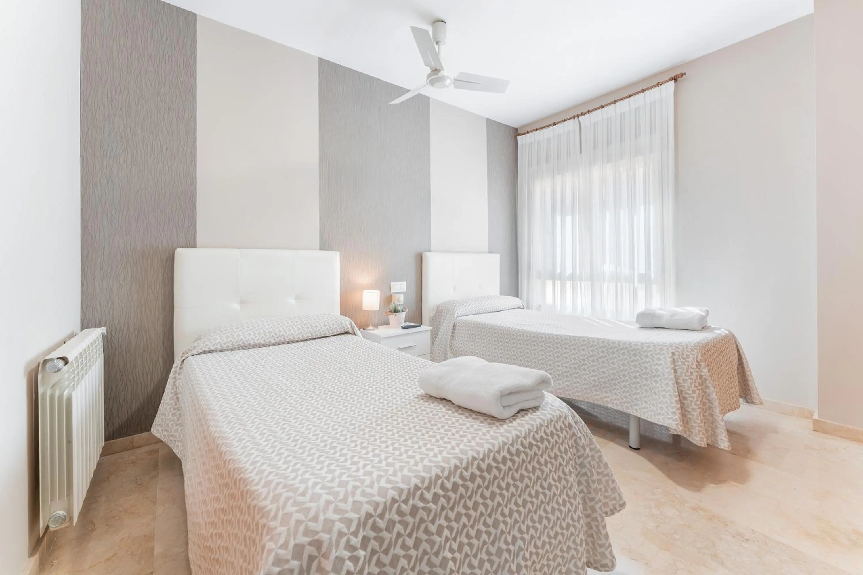 Bed in Hostal El Bugar