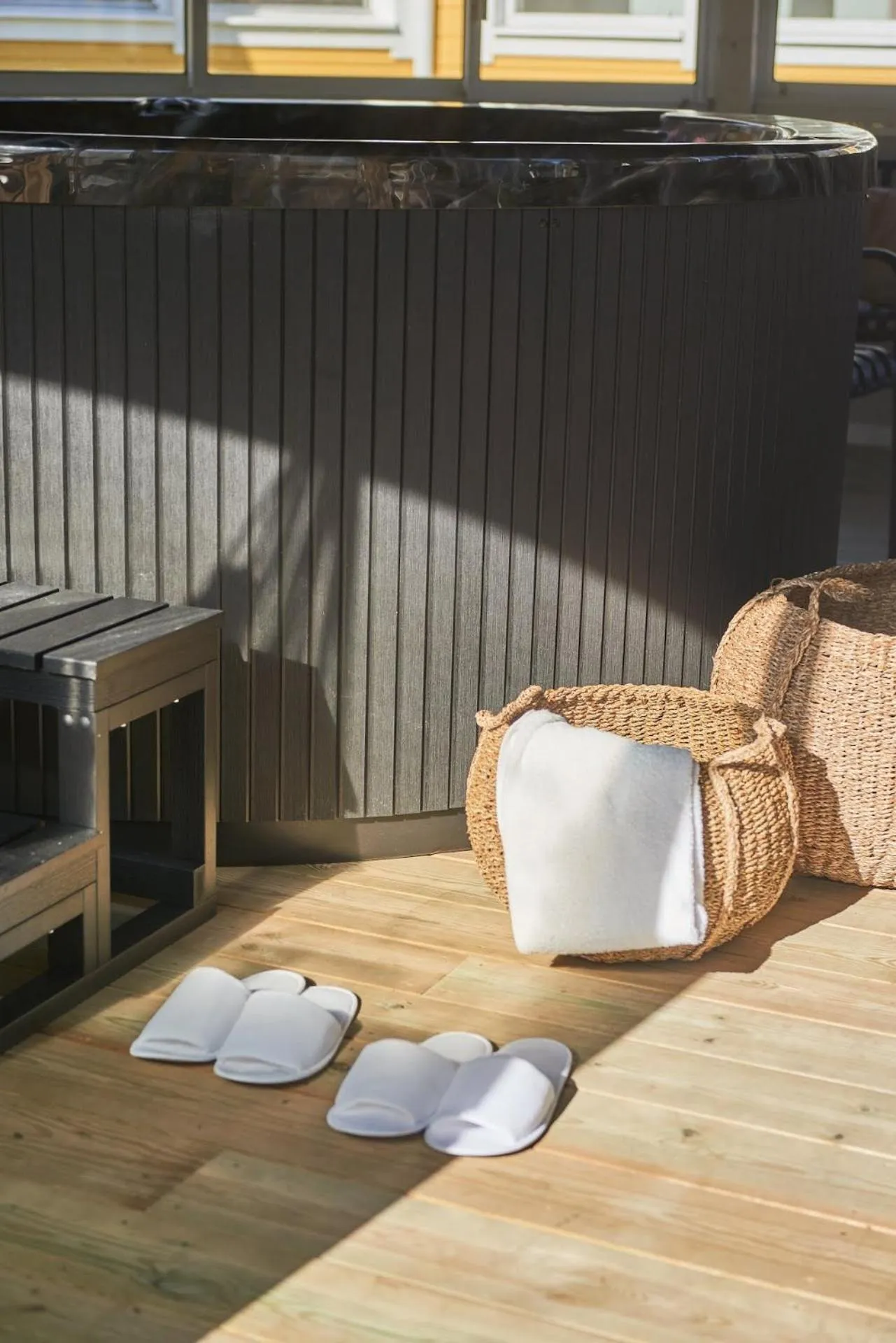 Pool view in Hotell Björkhaga