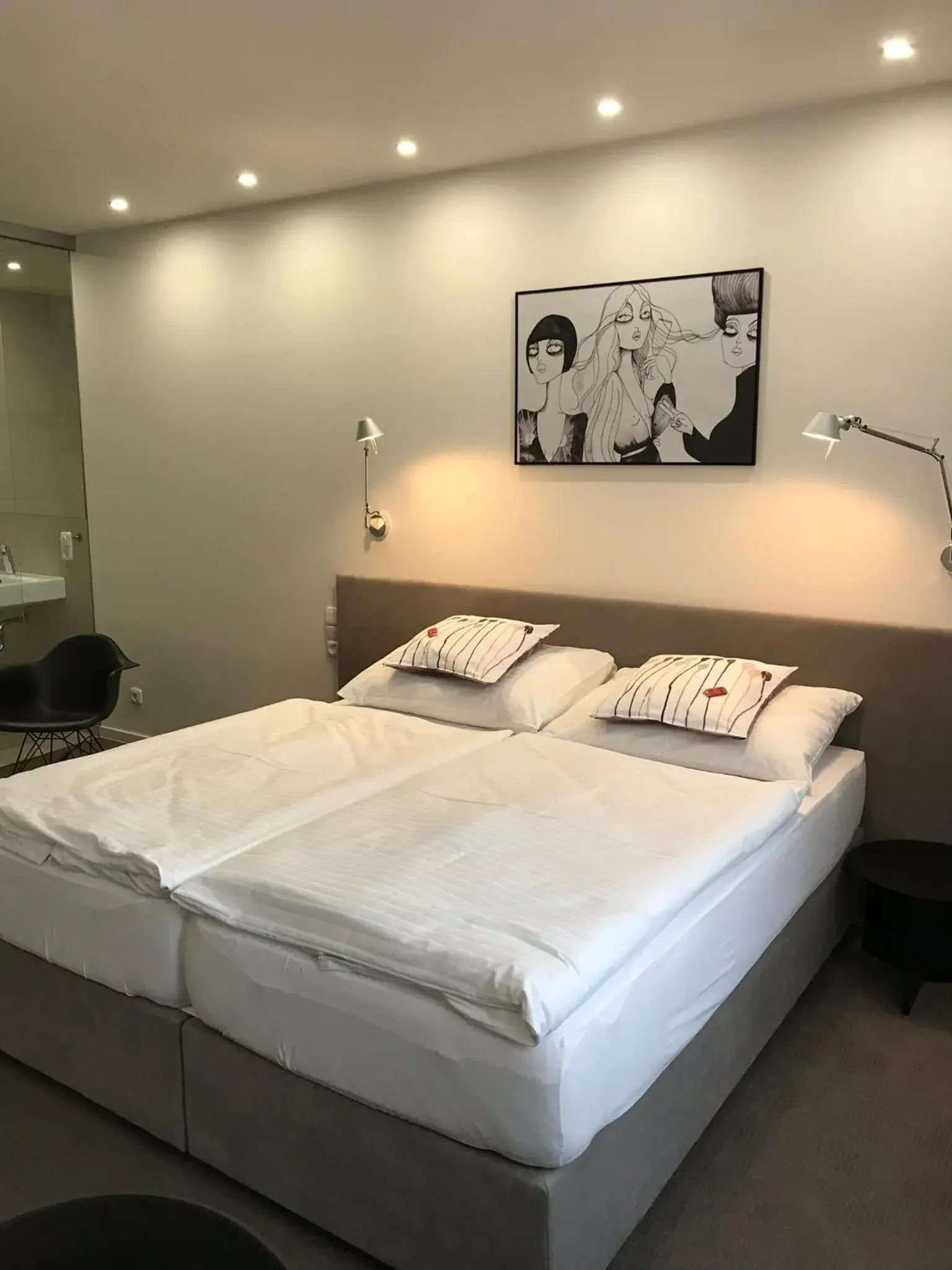 Comfort Business Double Room with Courtyard View in Rozmaryn Hotel B&B Comfort Business Double Room with Courtyard View in Rozmaryn Hotel B&B