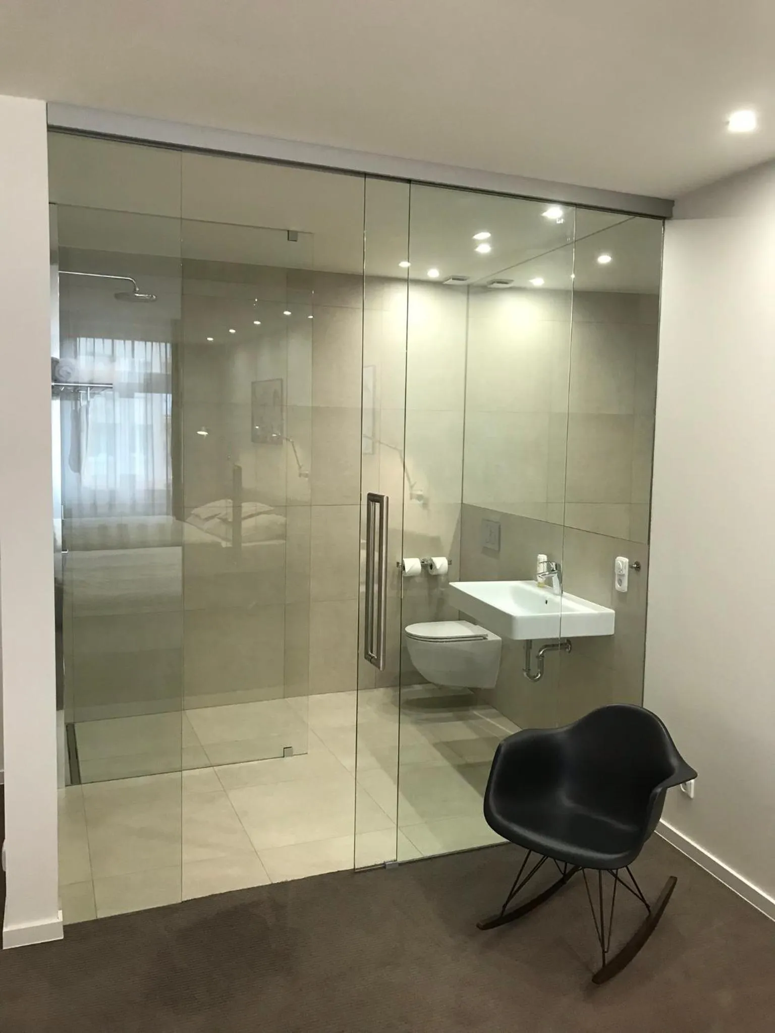 Shower in Rozmaryn Hotel B&B