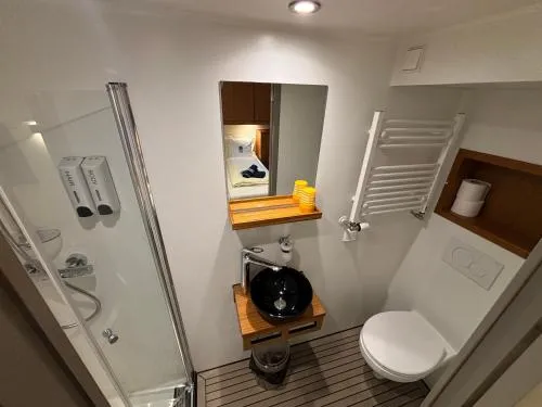 Hotelboat Iris