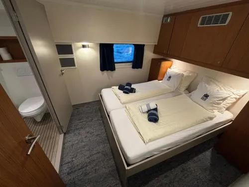Hotelboat Iris
