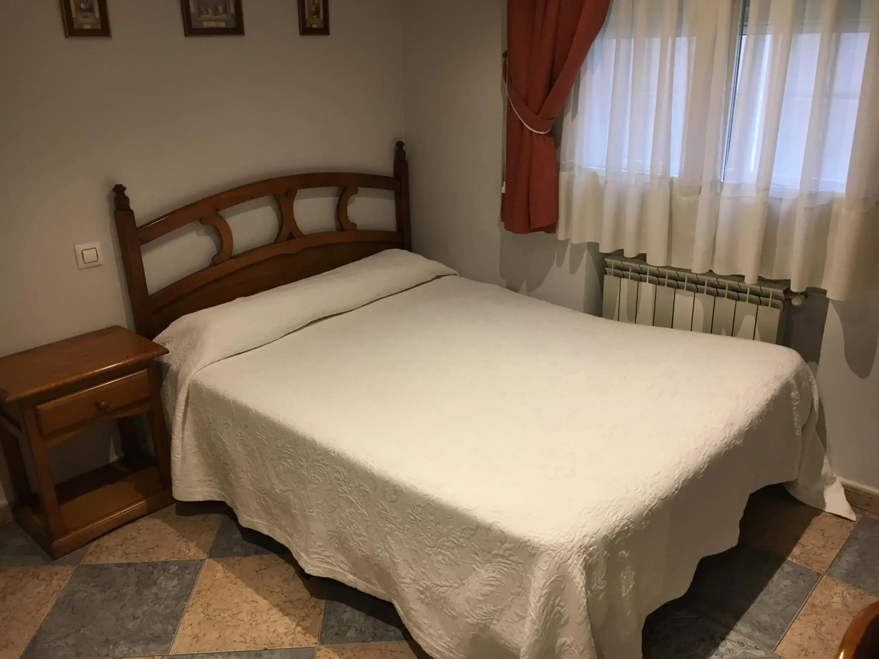 Double Room in Hostal El Pinar Double Room in Hostal El Pinar
