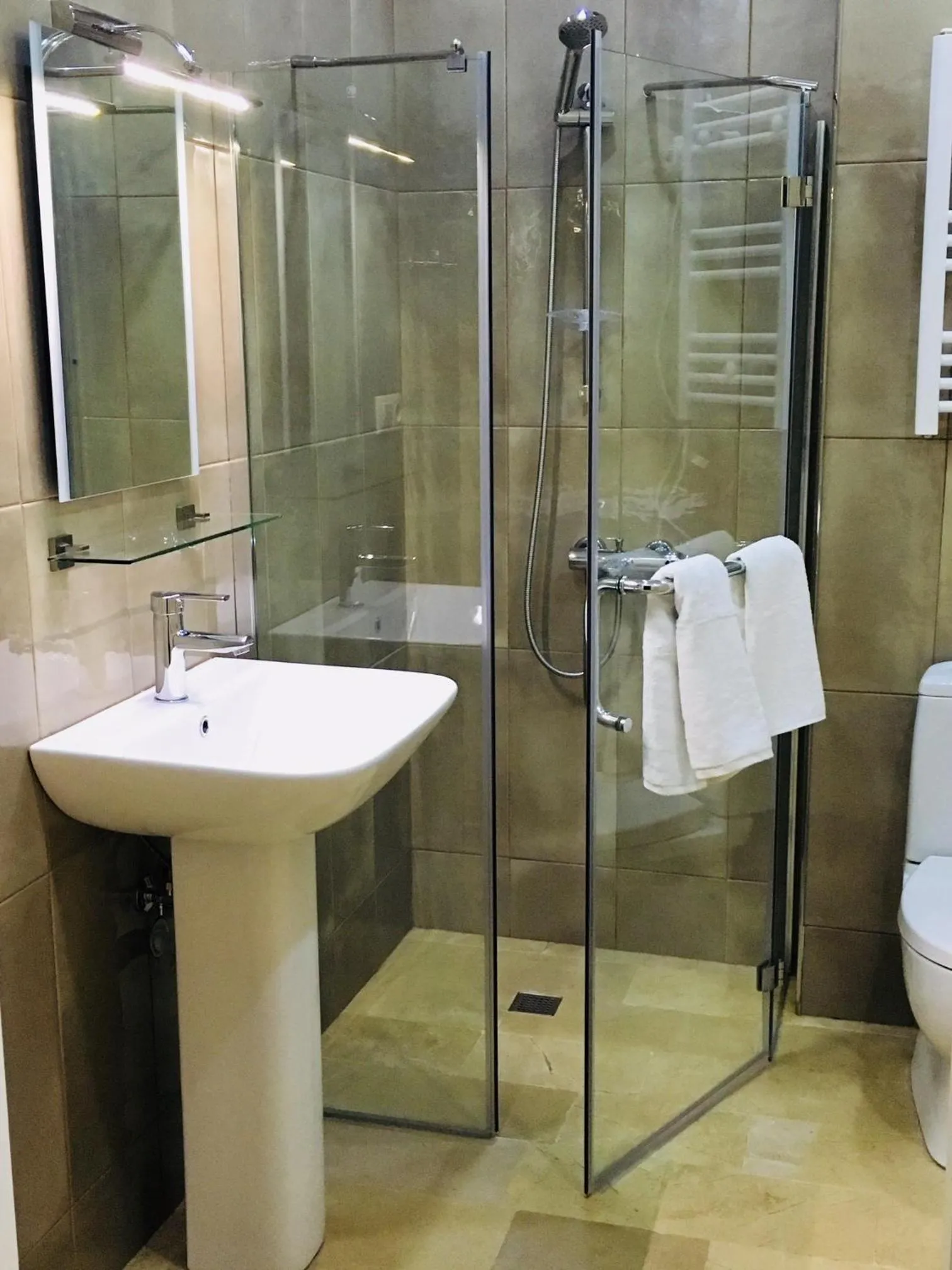 Shower in Hotel Belvedere