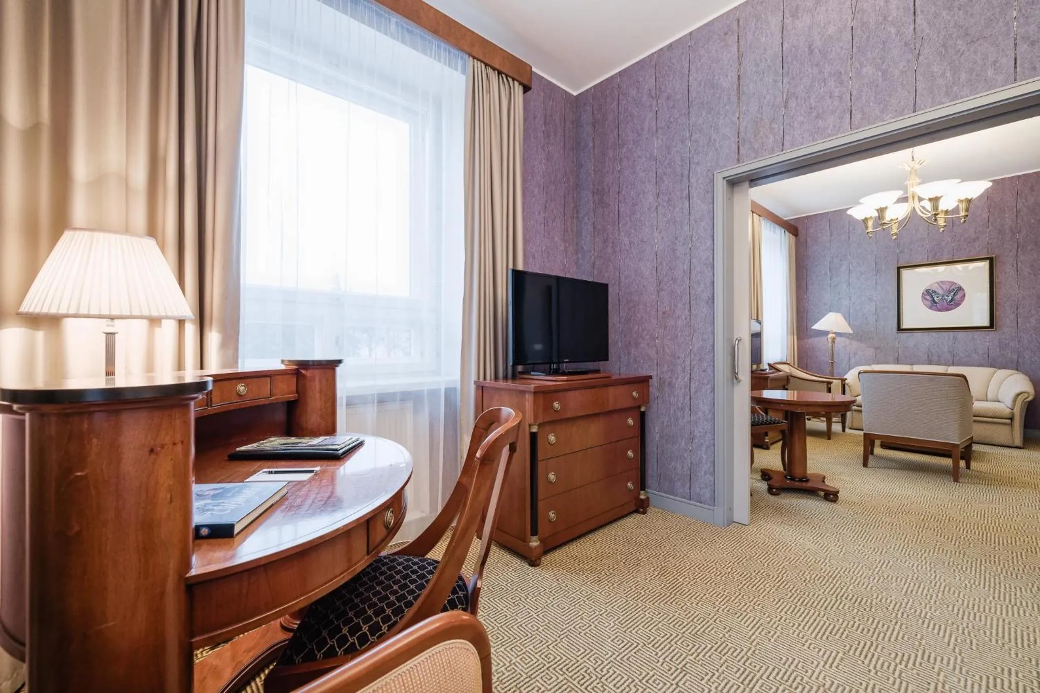 Communal lounge/ TV room in Grand Hotel Viljandi