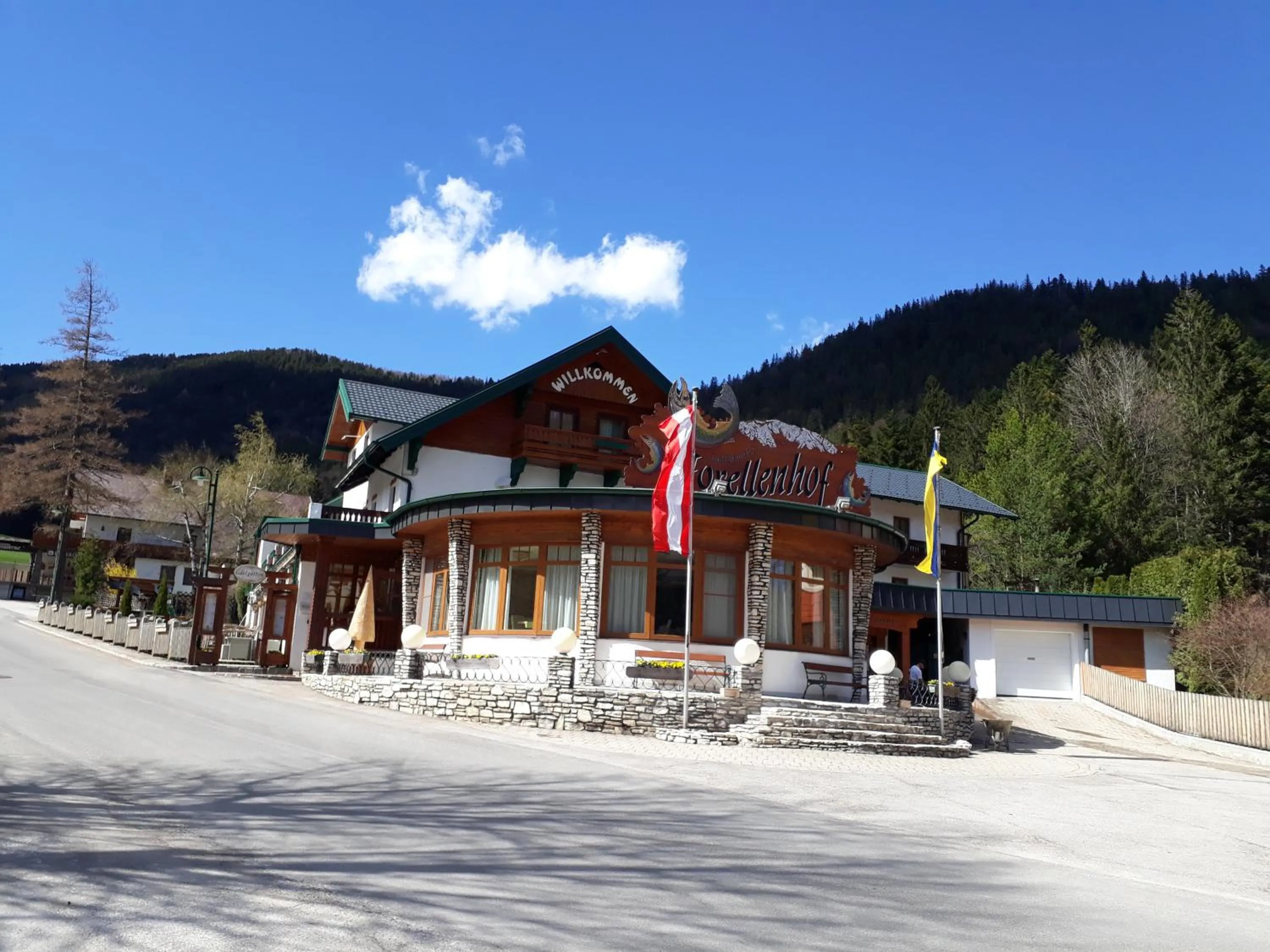 Property building in Hotel-Restaurant Forellenhof